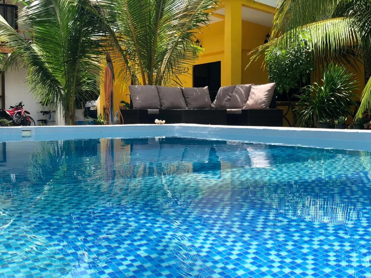 Swimming pool in Apo Diver Beach Resort