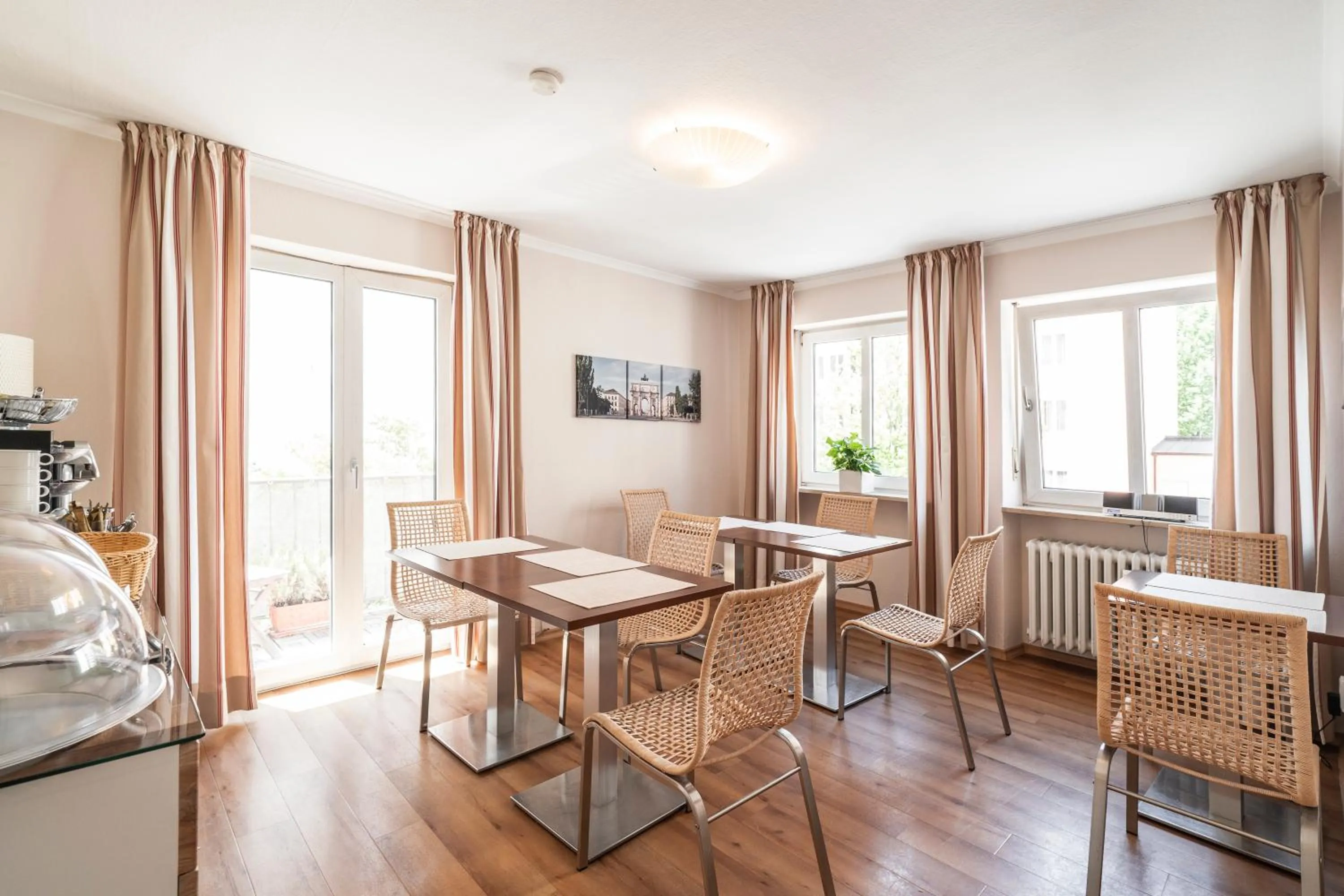 Buffet breakfast in Flatista Boutique Hotel - Self Check-in