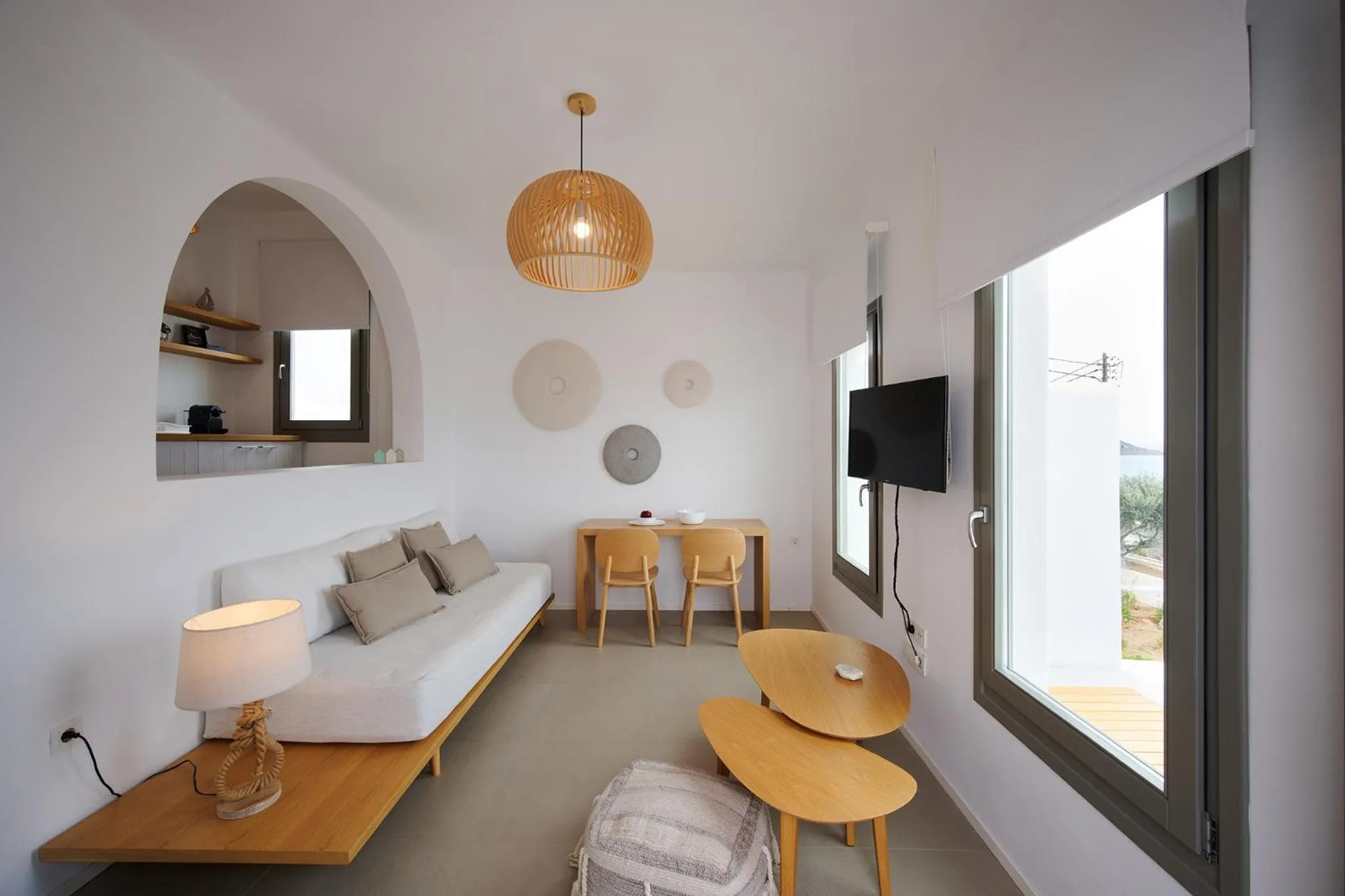 Living room in Kymo Luxury Suites Paros