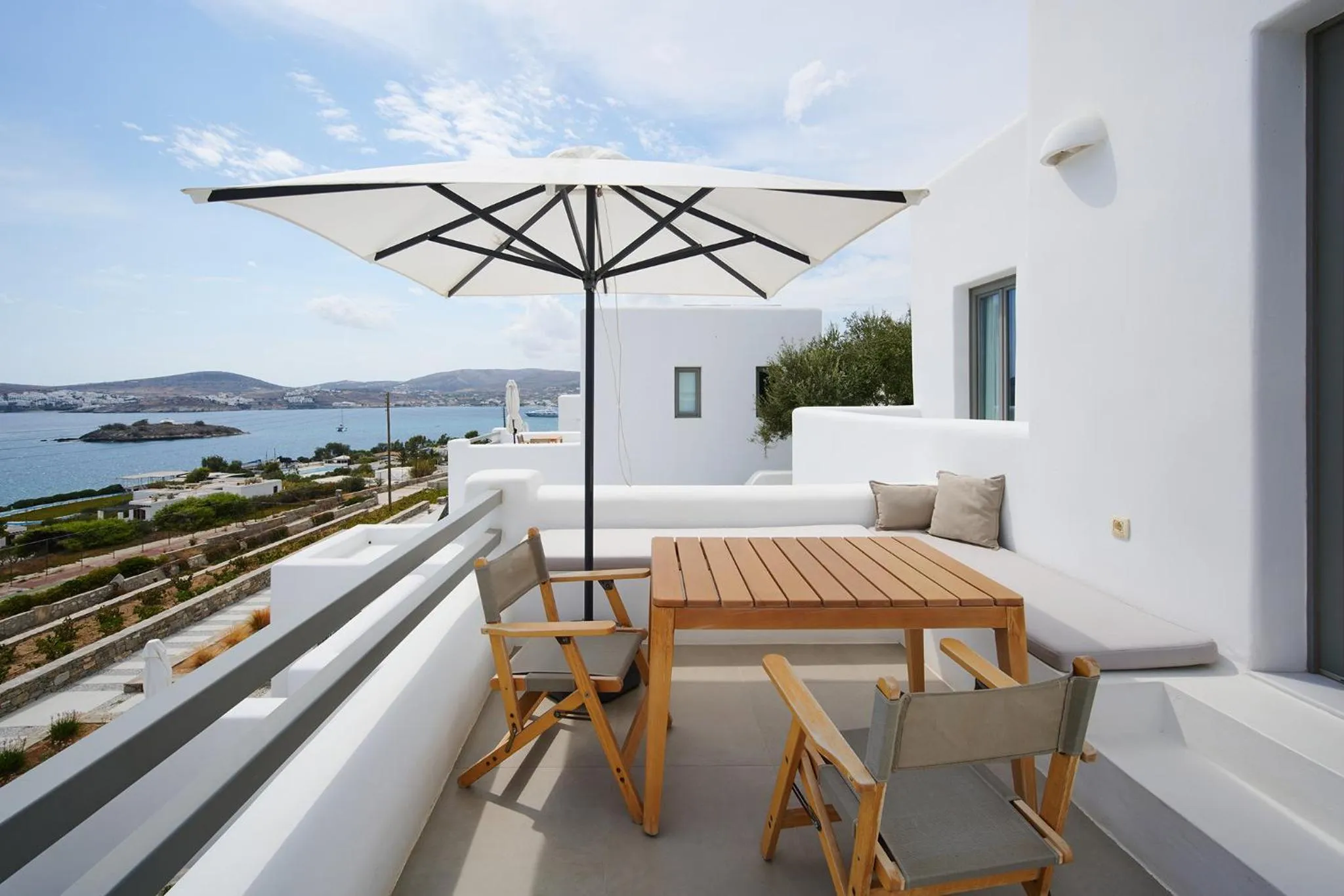 Balcony/Terrace in Kymo Luxury Suites Paros