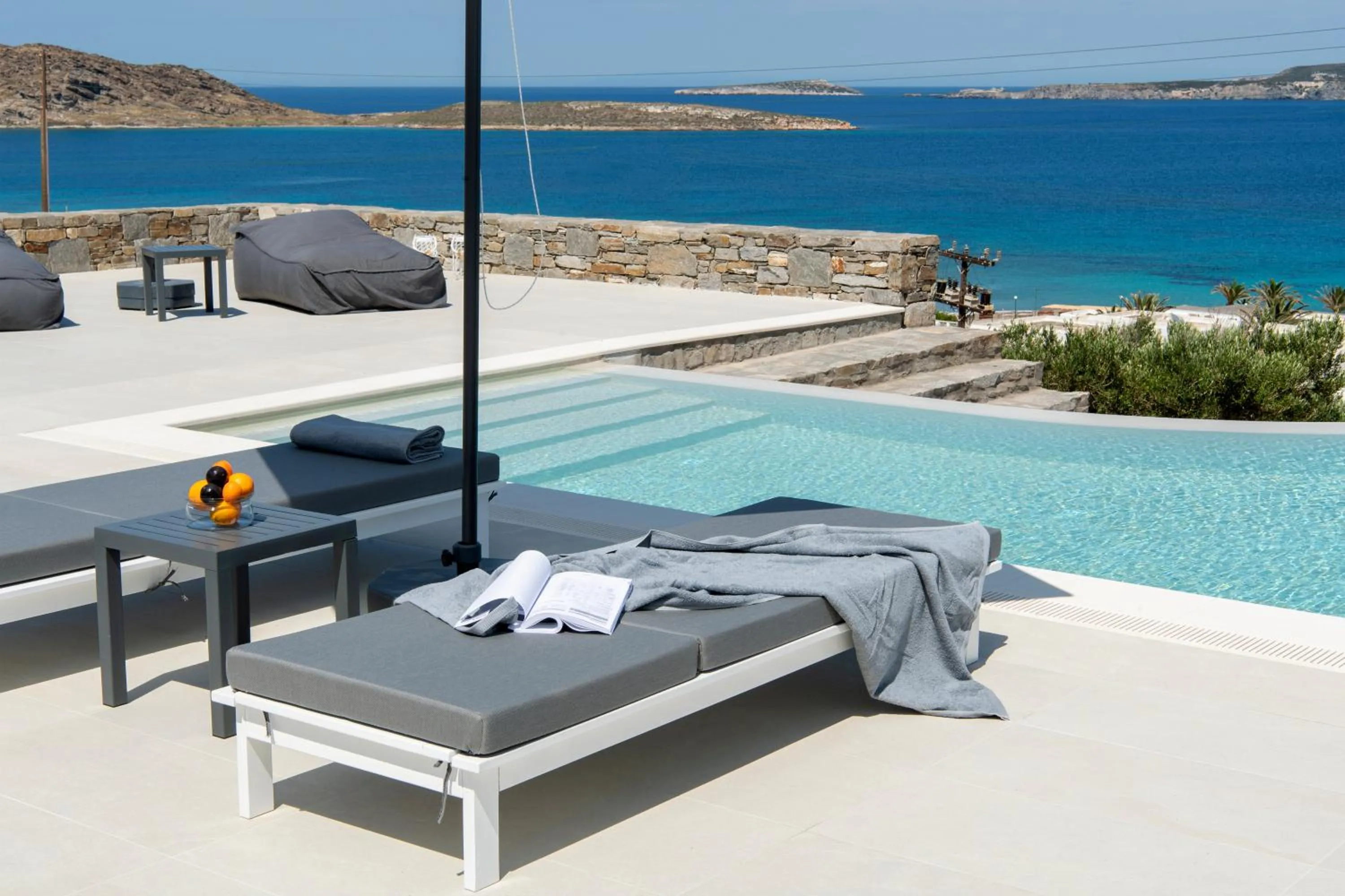 Swimming pool in Kymo Luxury Suites Paros