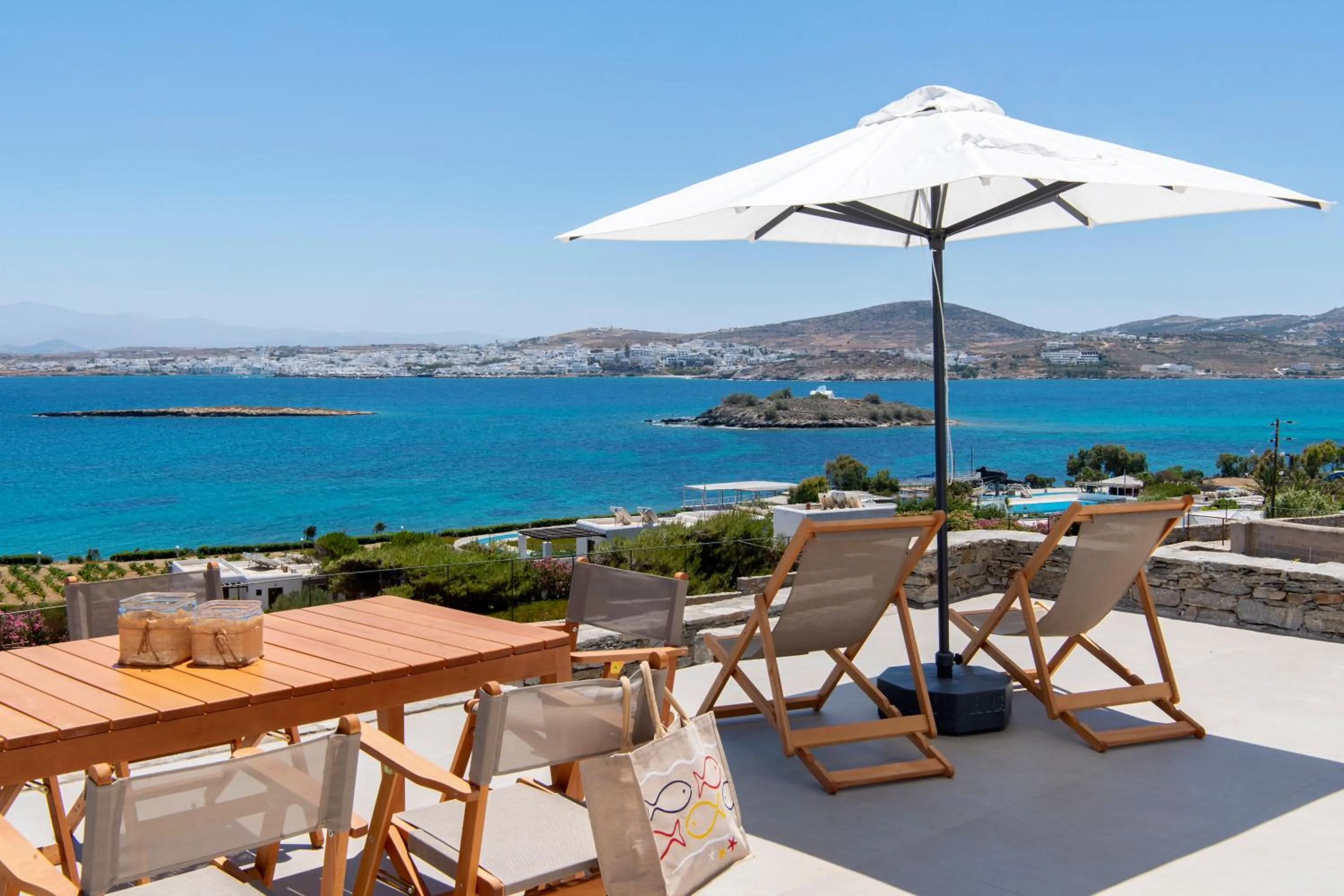 Balcony/Terrace in Kymo Luxury Suites Paros