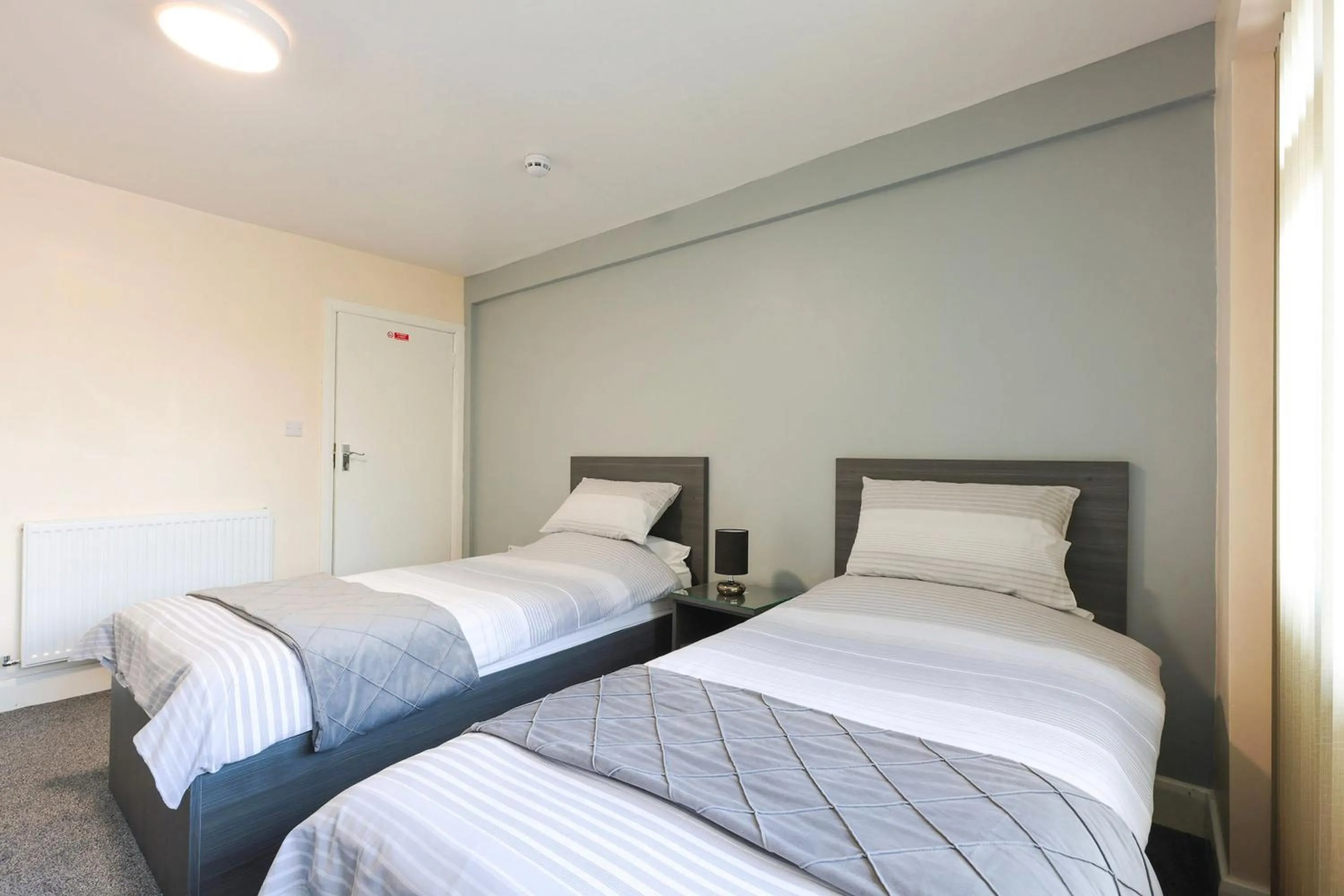 Bedroom in OYO Honeycroft Lodge, Uxbridge