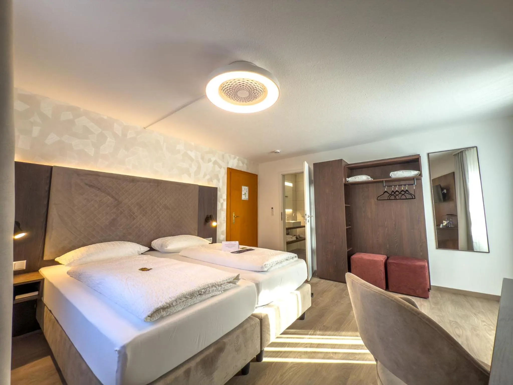 Bed in Hotel Restaurant Lamm Hebsack