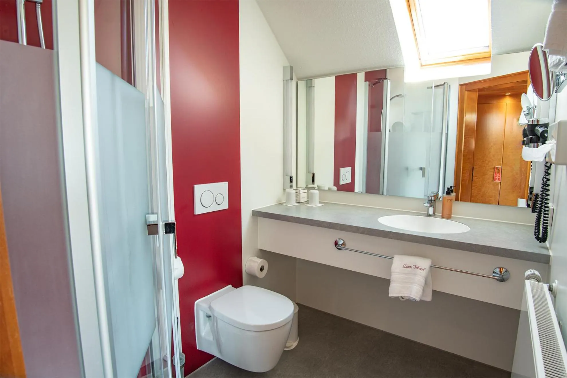 Bathroom in Hotel Restaurant Lamm Hebsack