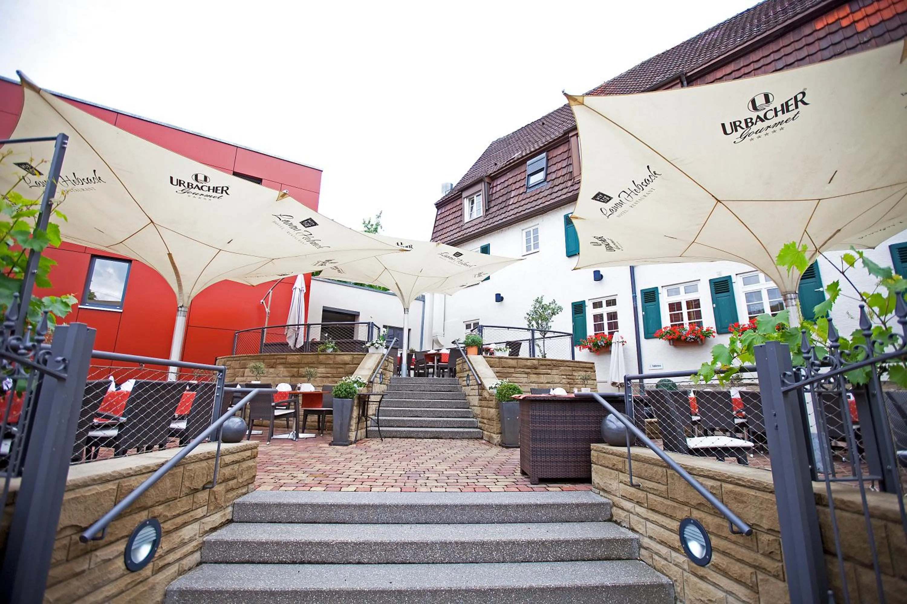 Restaurant/places to eat in Hotel Restaurant Lamm Hebsack