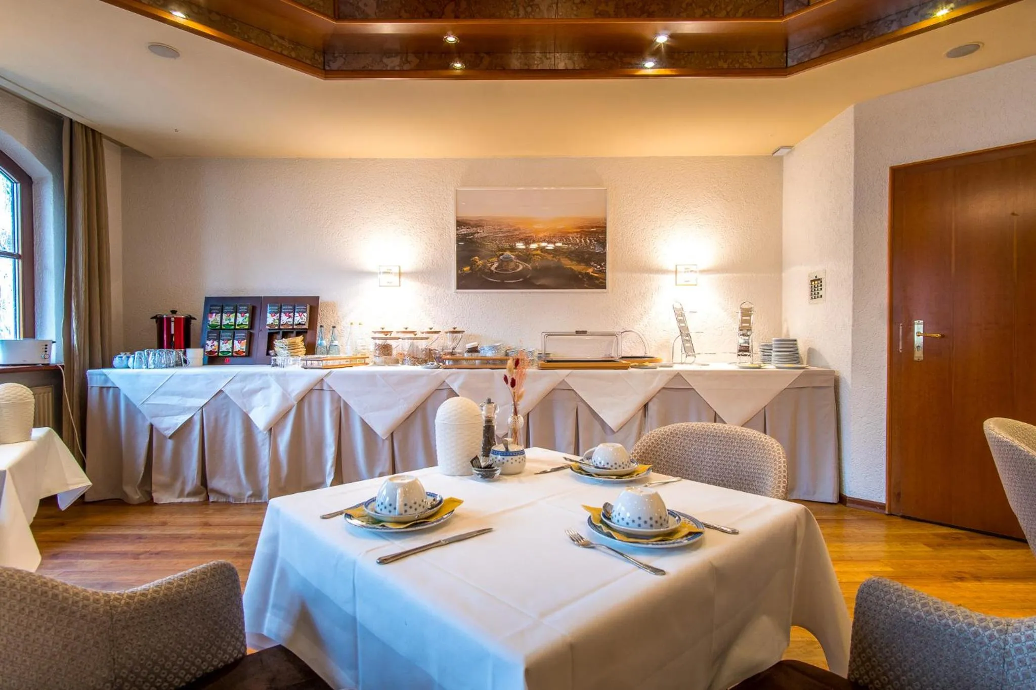 Buffet breakfast in Hotel Restaurant Lamm Hebsack