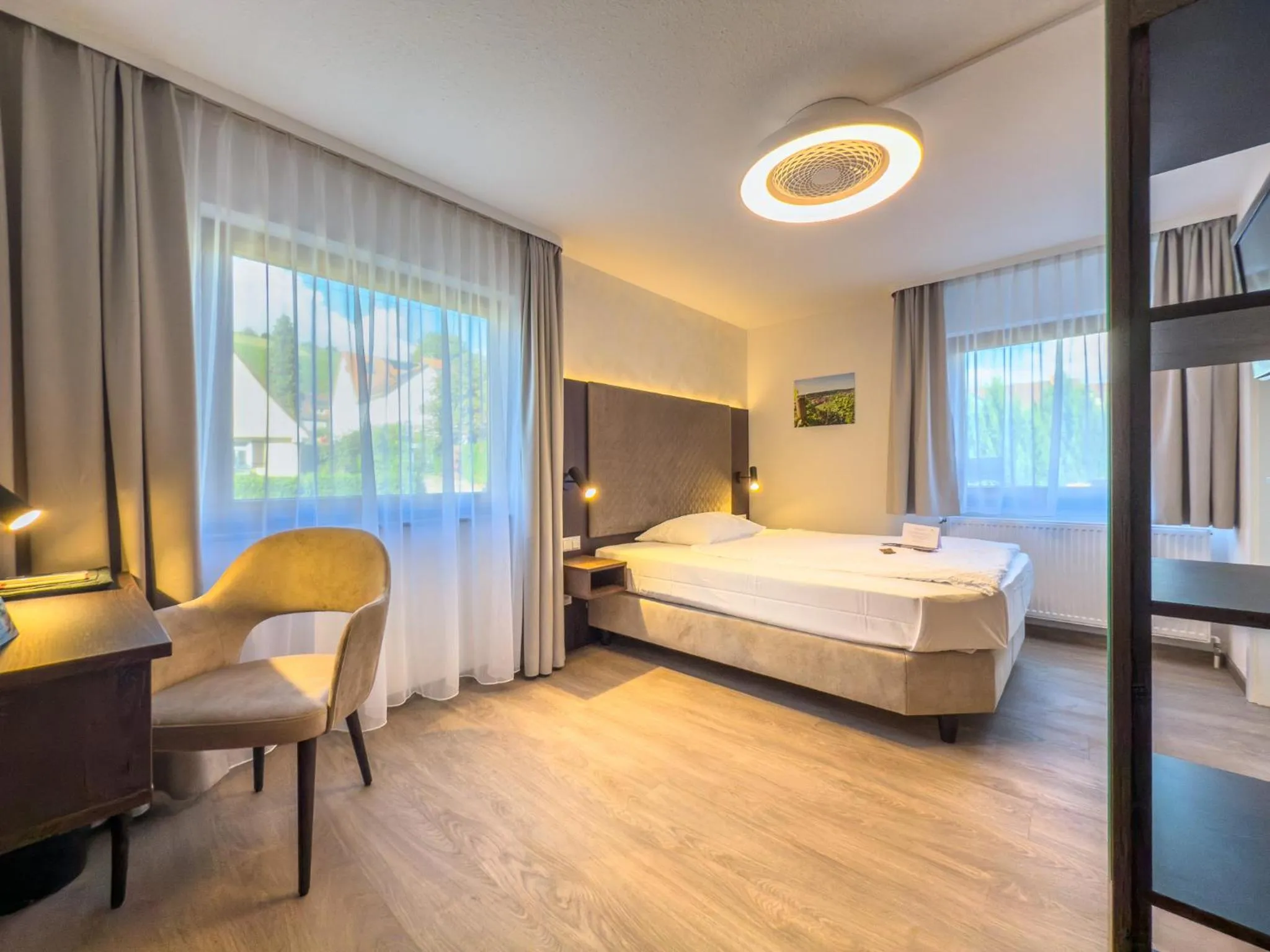 Bed in Hotel Restaurant Lamm Hebsack