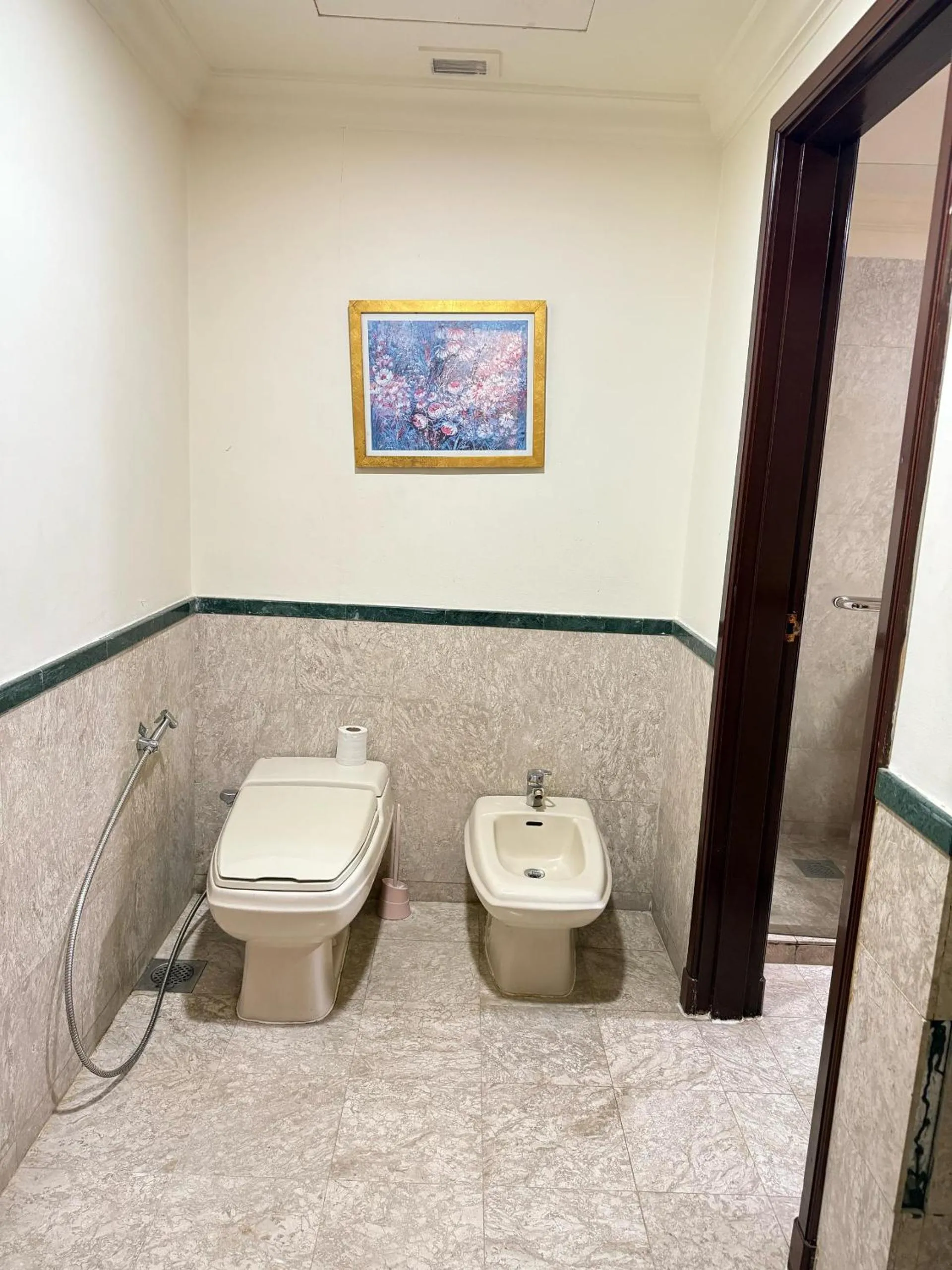 Toilet in KL Universal Suites at Times Square