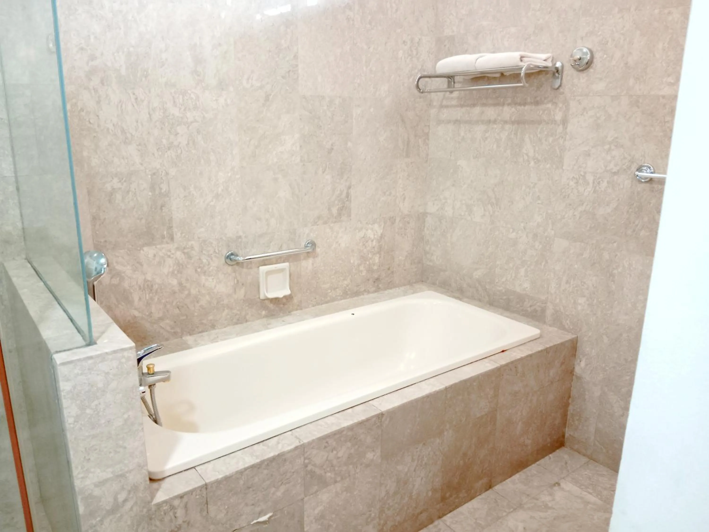 Bath in KL Universal Suites at Times Square