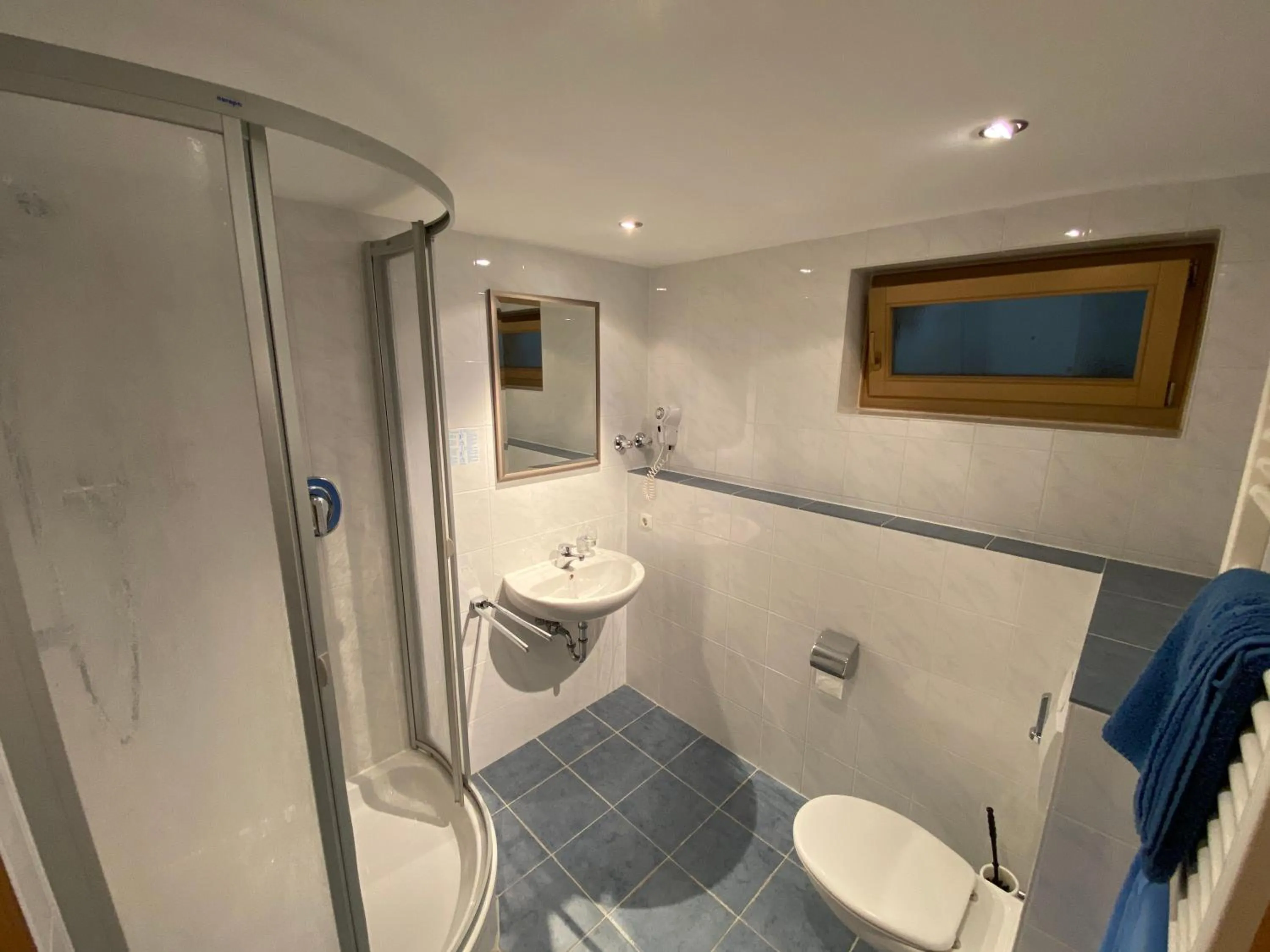 Bathroom in Hotel zur Ulme