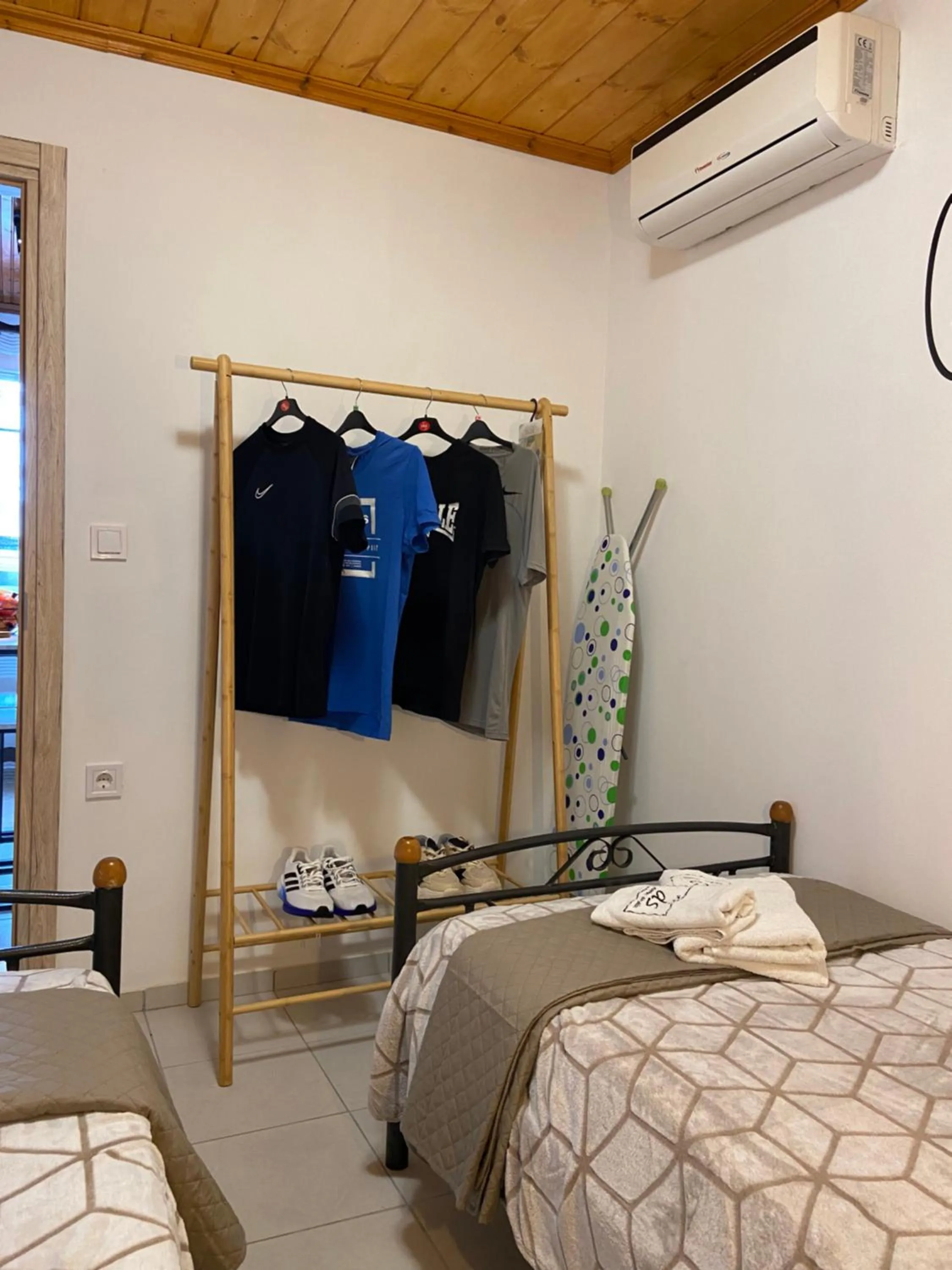 Bed in Daphne Studios