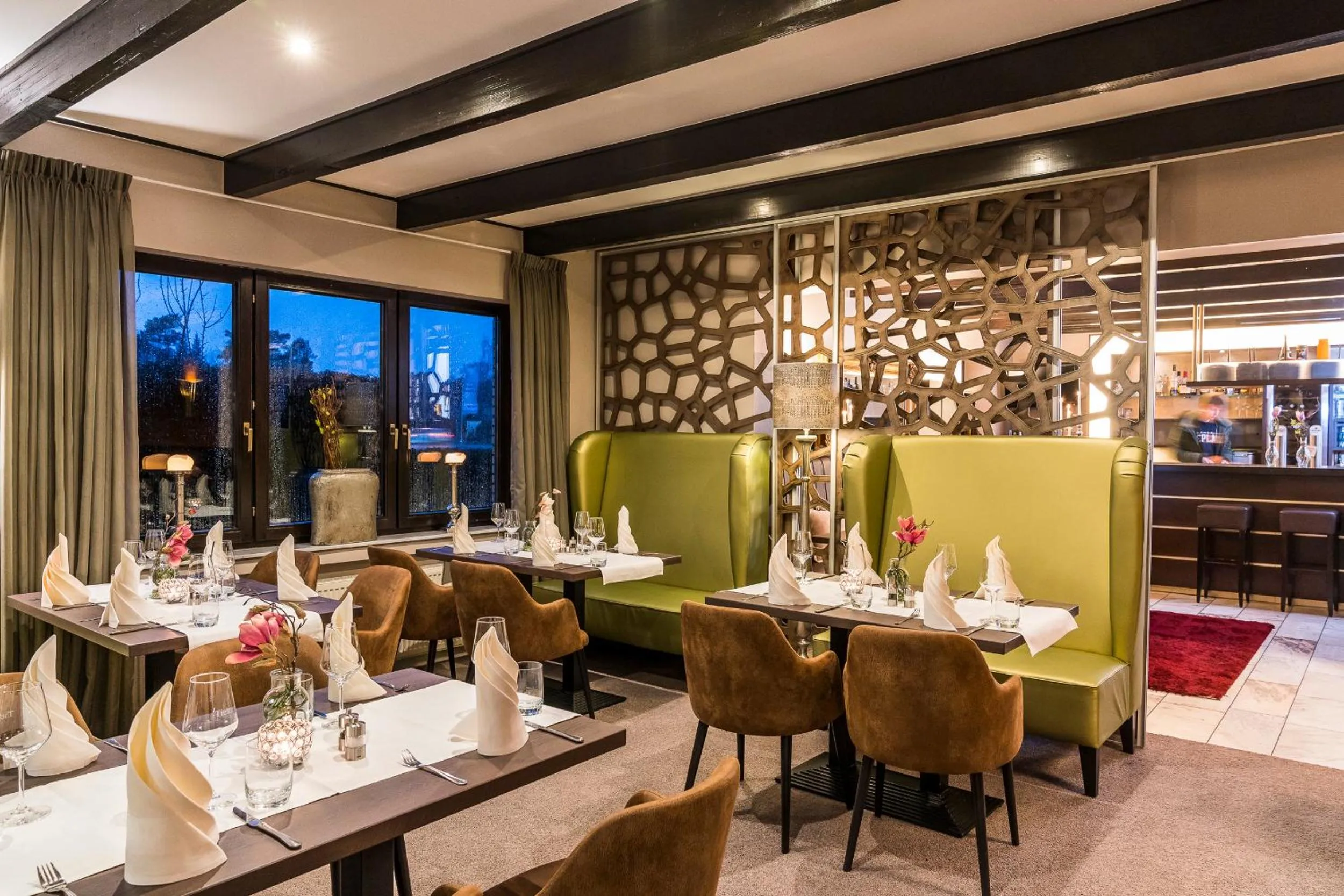 Restaurant/places to eat in Hotel Tiek Superior