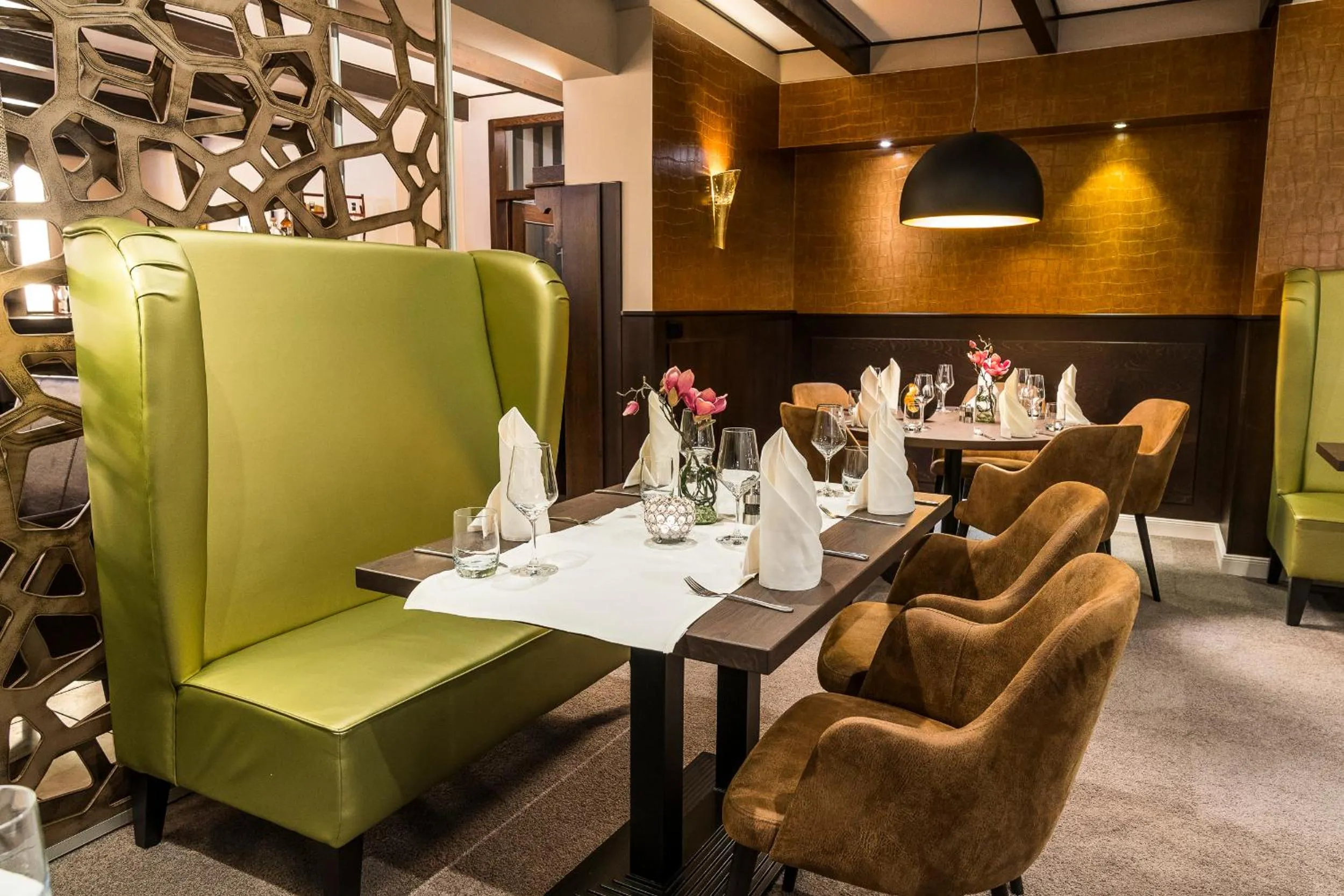 Restaurant/places to eat in Hotel Tiek Superior