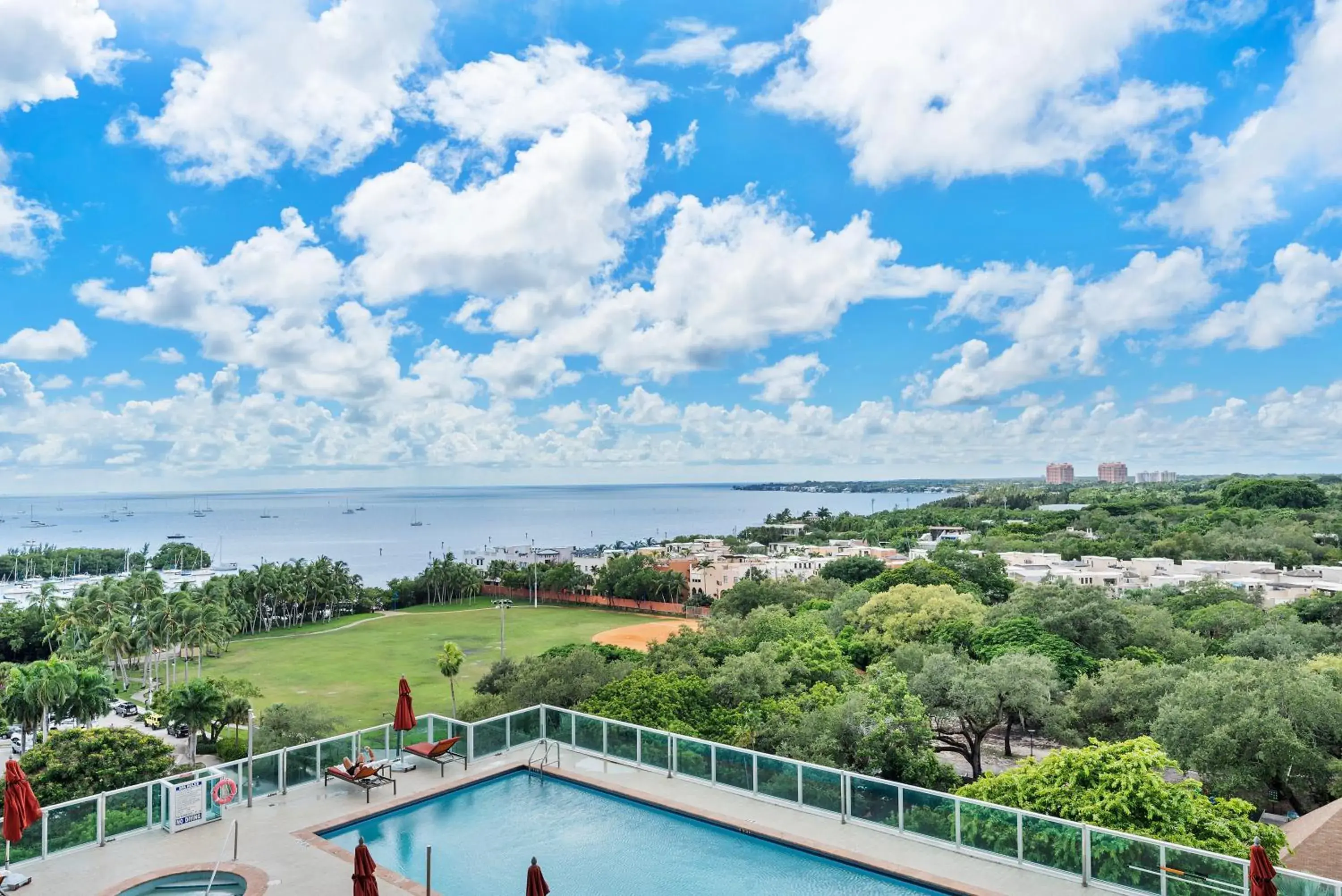 Apartment in Private Oasis at Arya Apartment in Private Oasis at Arya