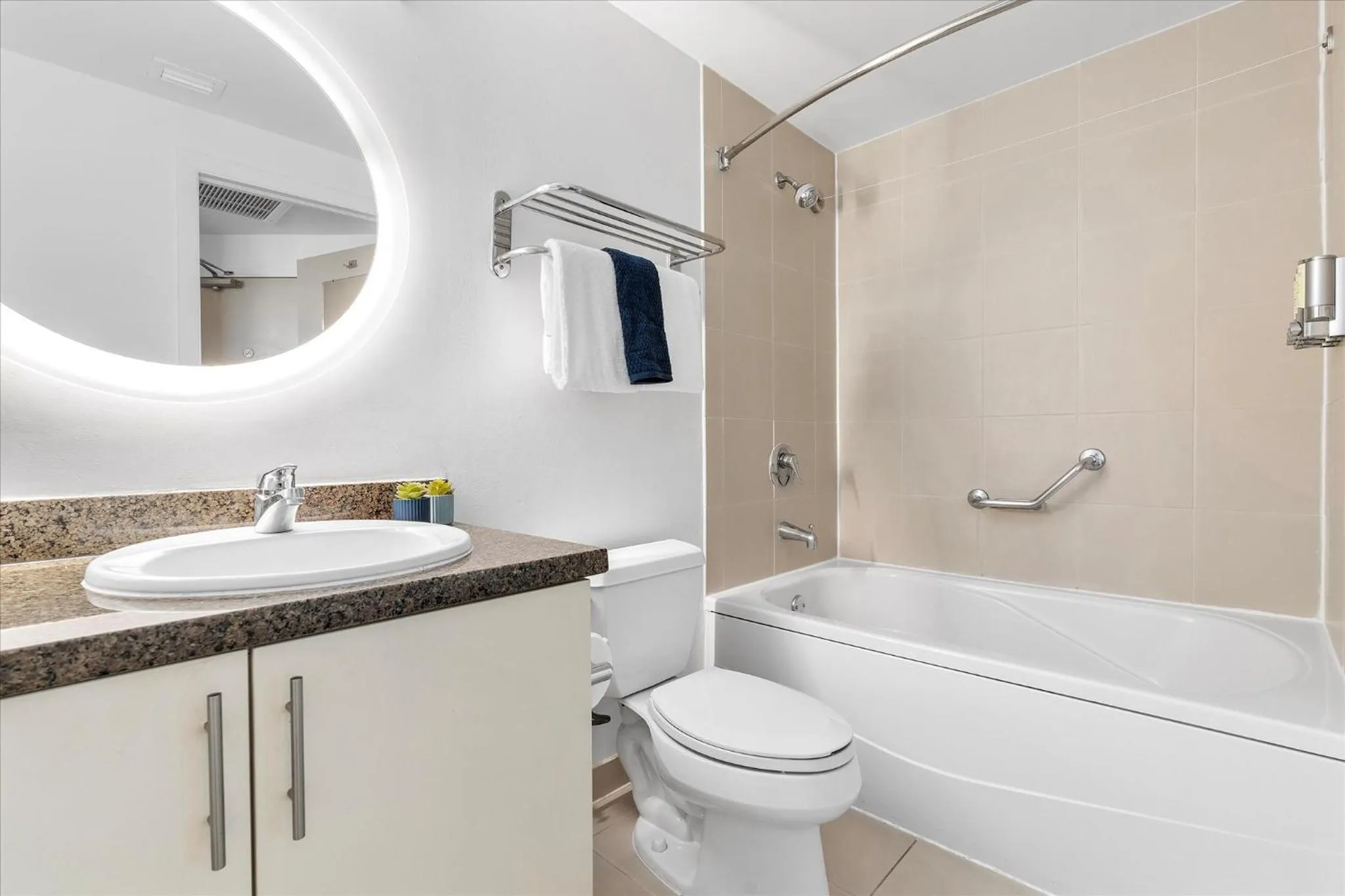 Private Oasis at Arya