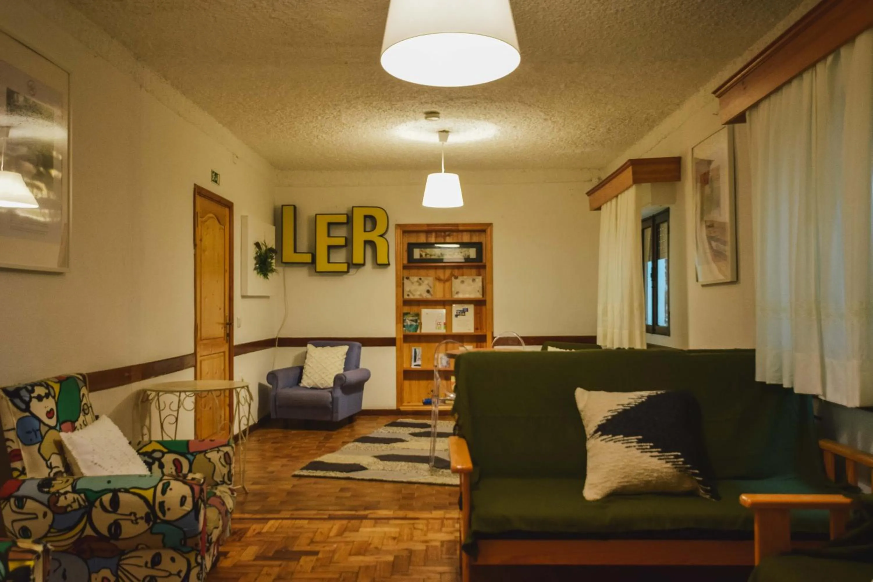 Communal lounge/ TV room in Nations Gerês - Bed & Breakfast