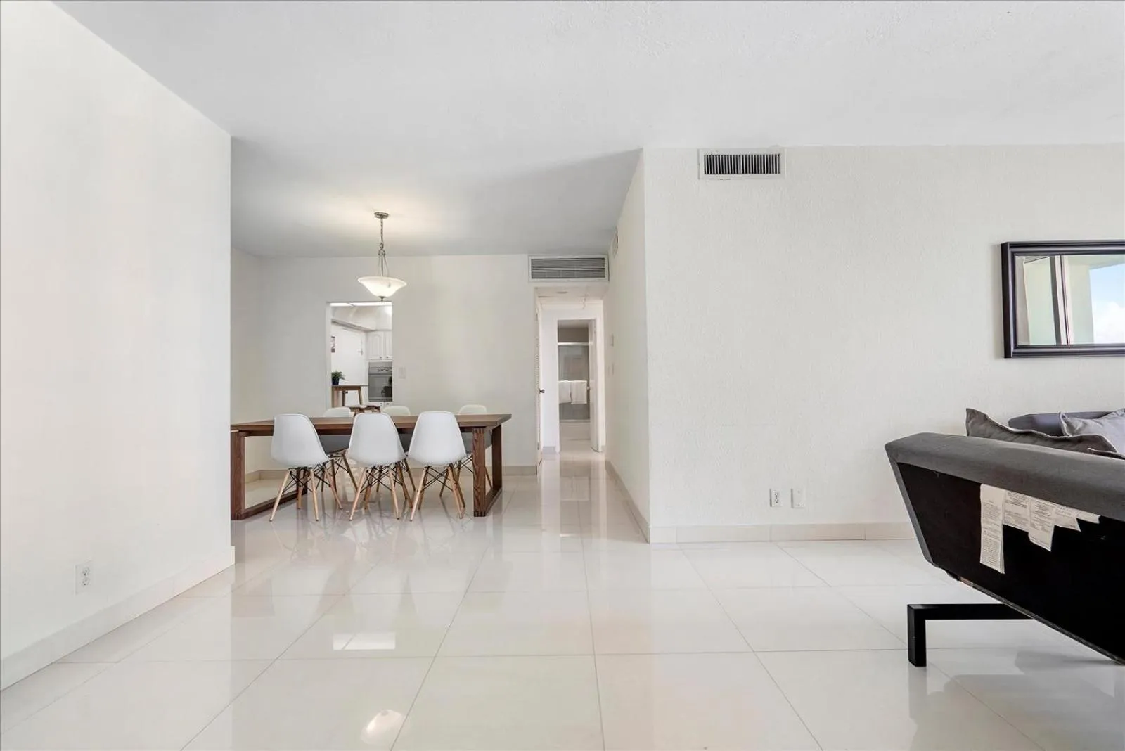 Living room in The Tides Ocean Luxury Suites