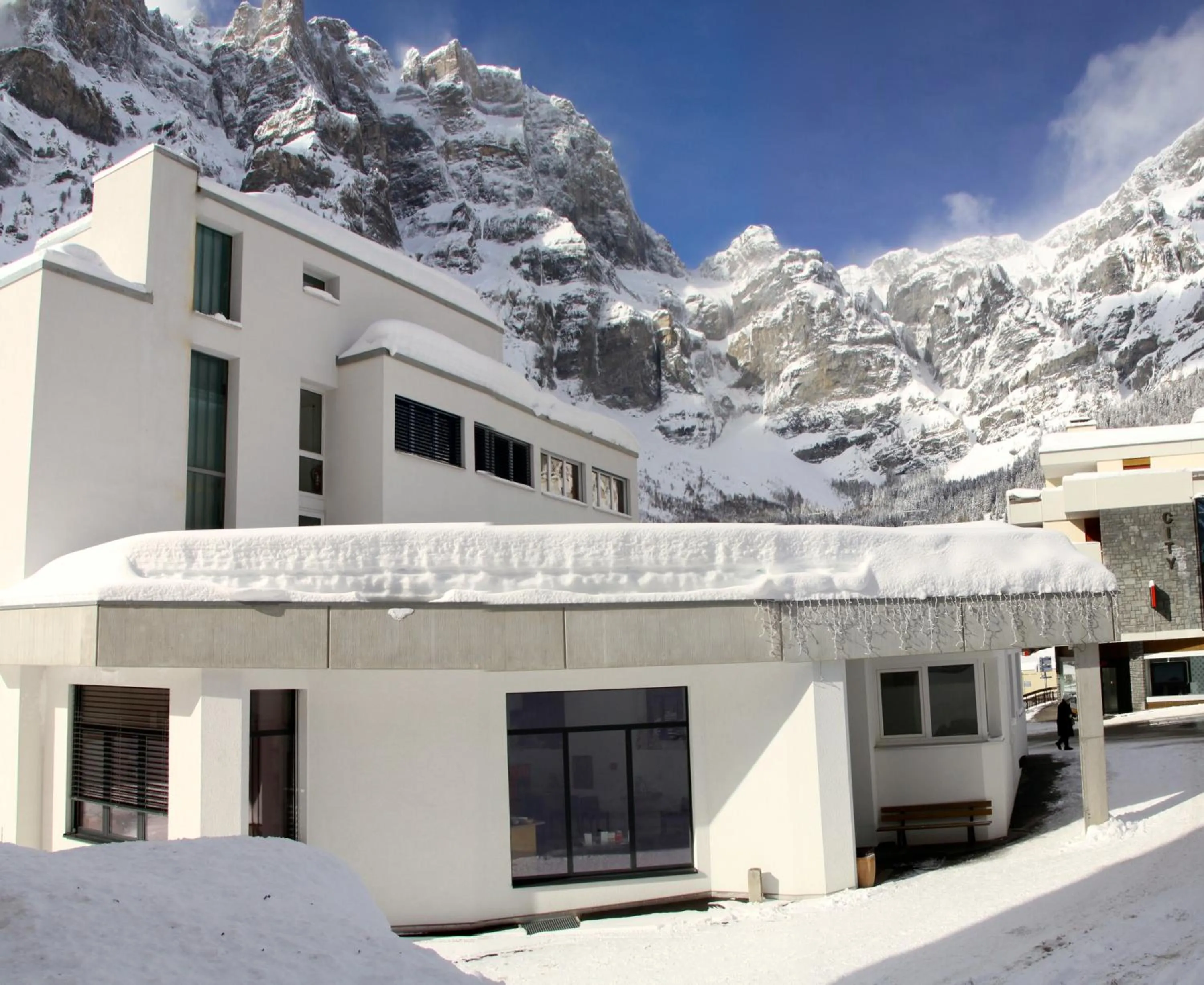 Facade/entrance in Therme 51° Hotel Physio & Spa