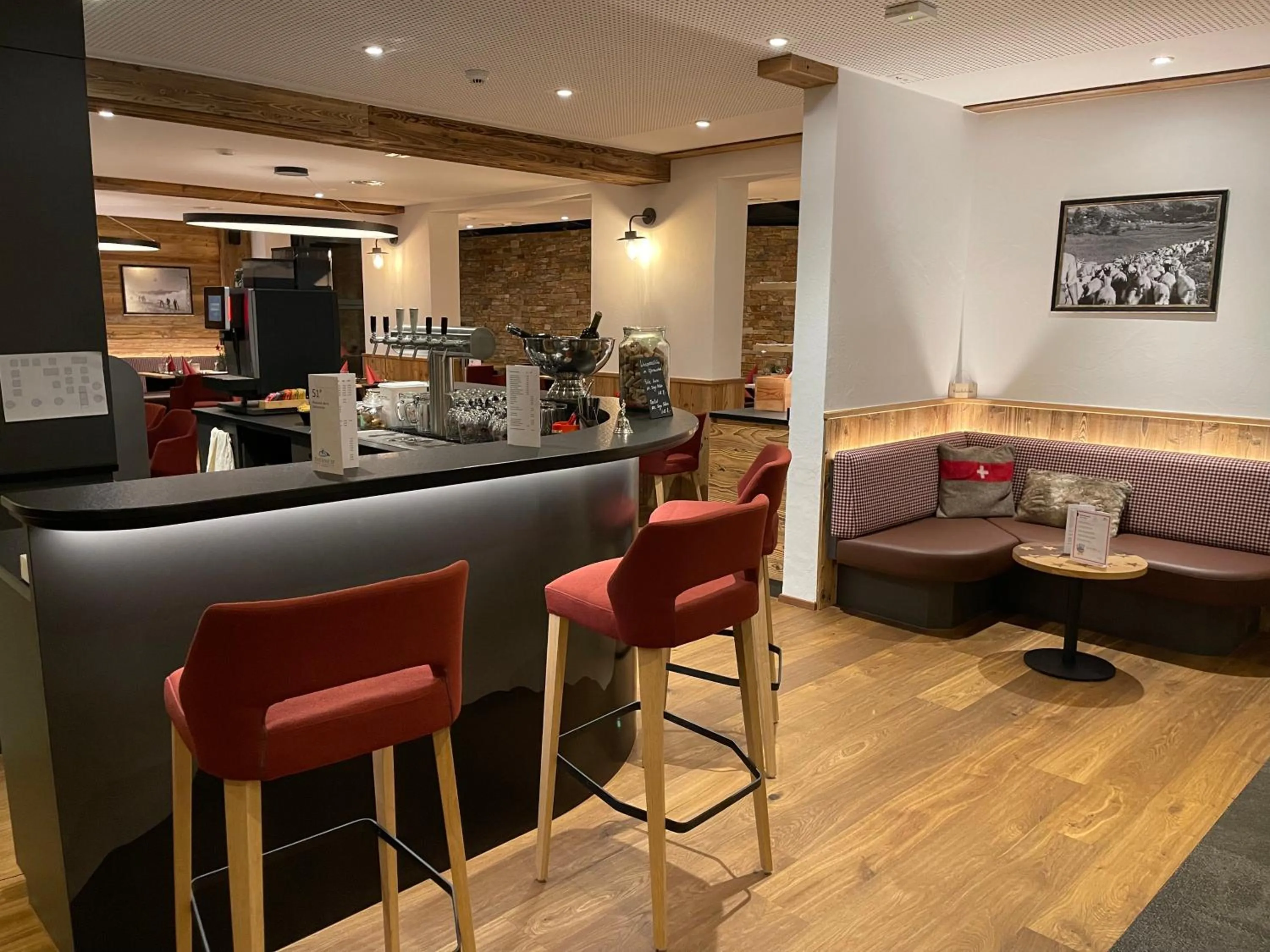 Lounge or bar in Therme 51° Hotel Physio & Spa