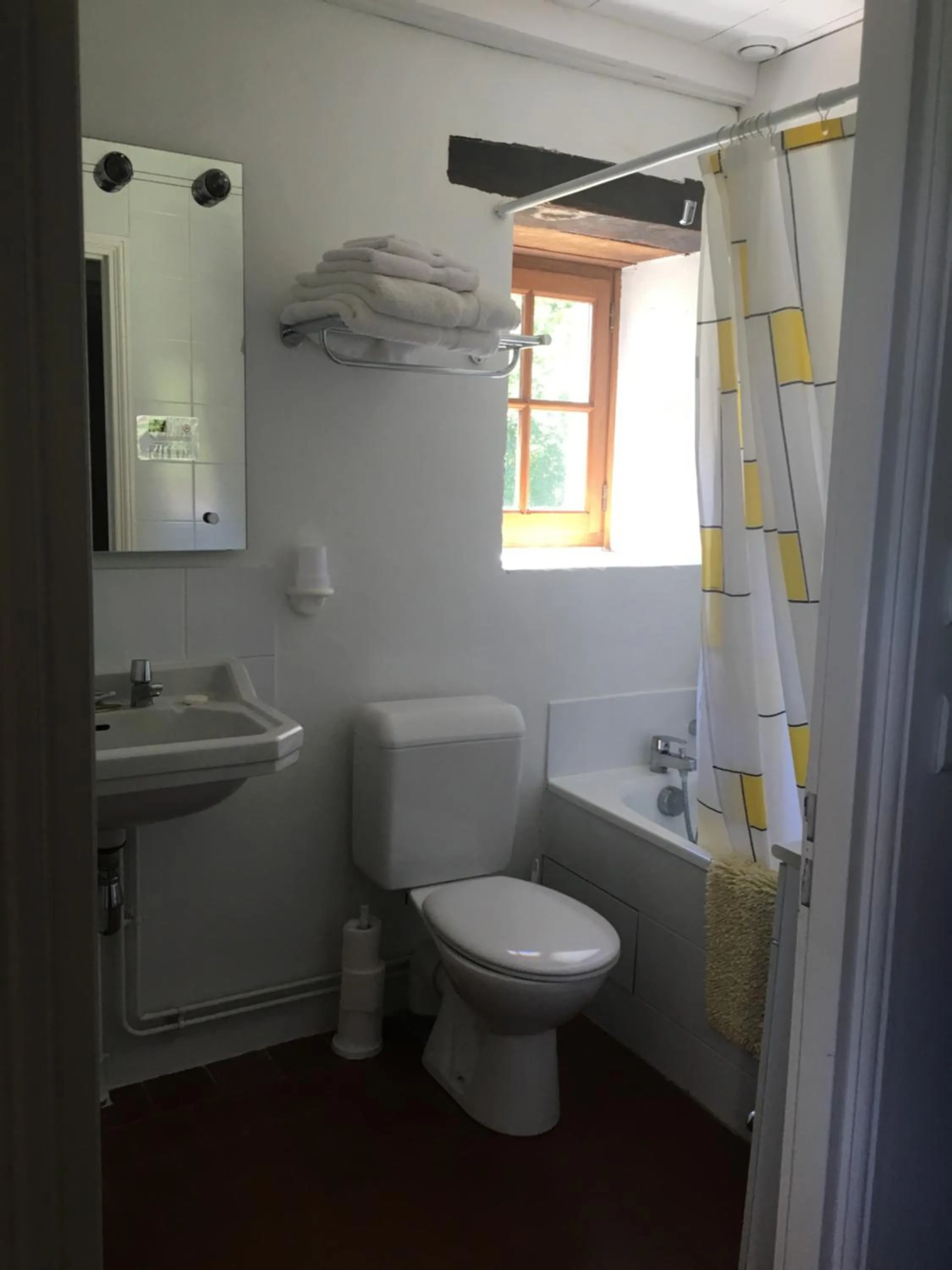 Bathroom in Les maisons vigneronnes