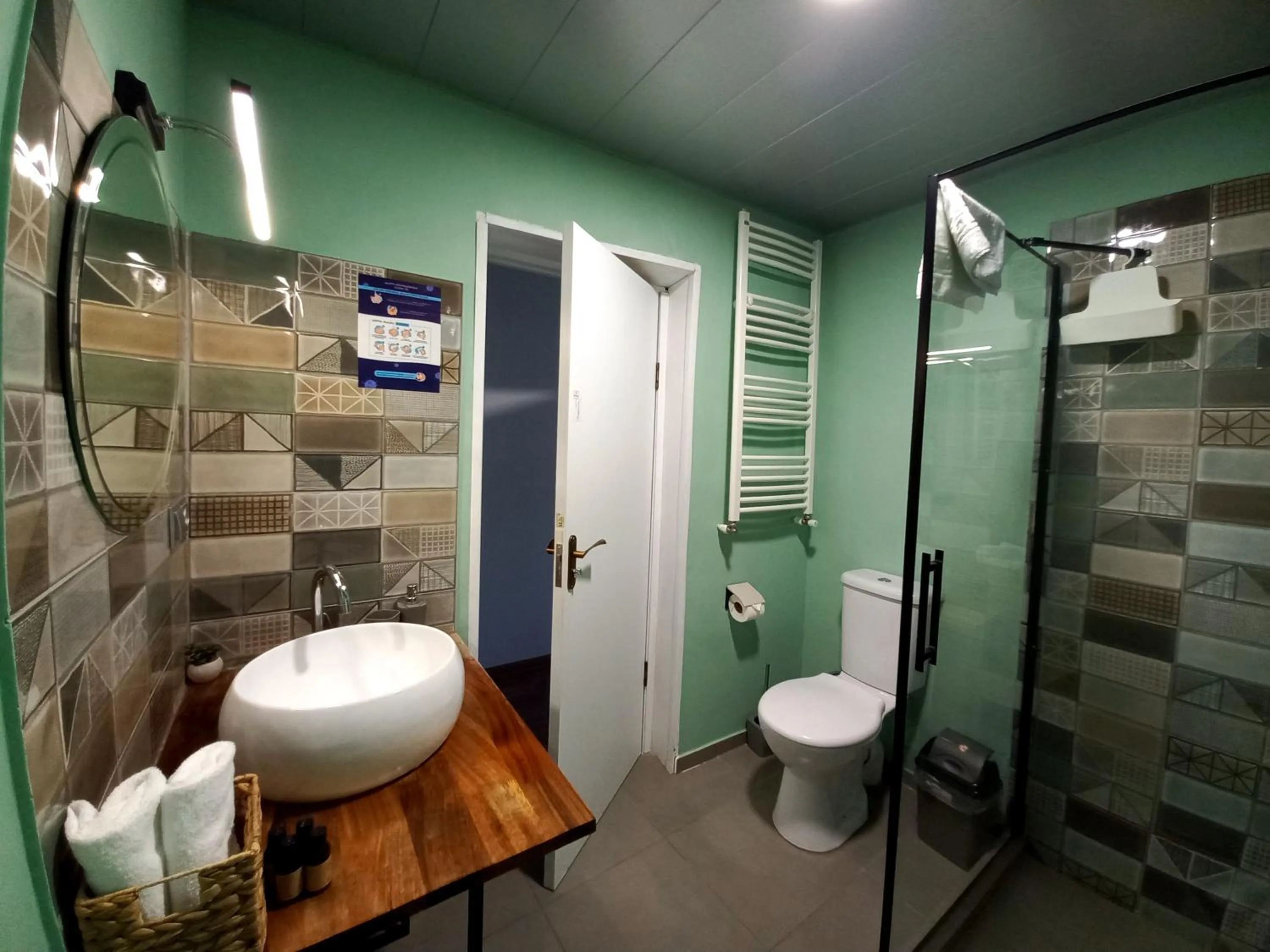 Shower in Hestia - Hotel, Wine and View