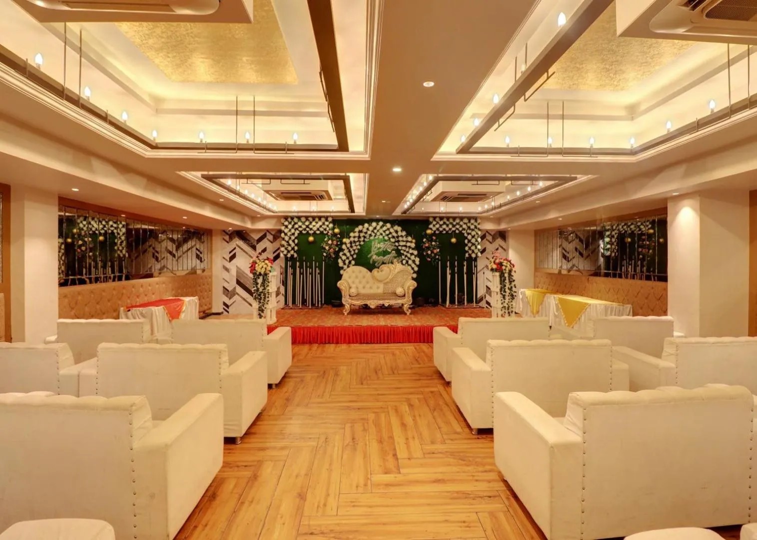 Banquet/Function facilities in Hotel Mystic Falls