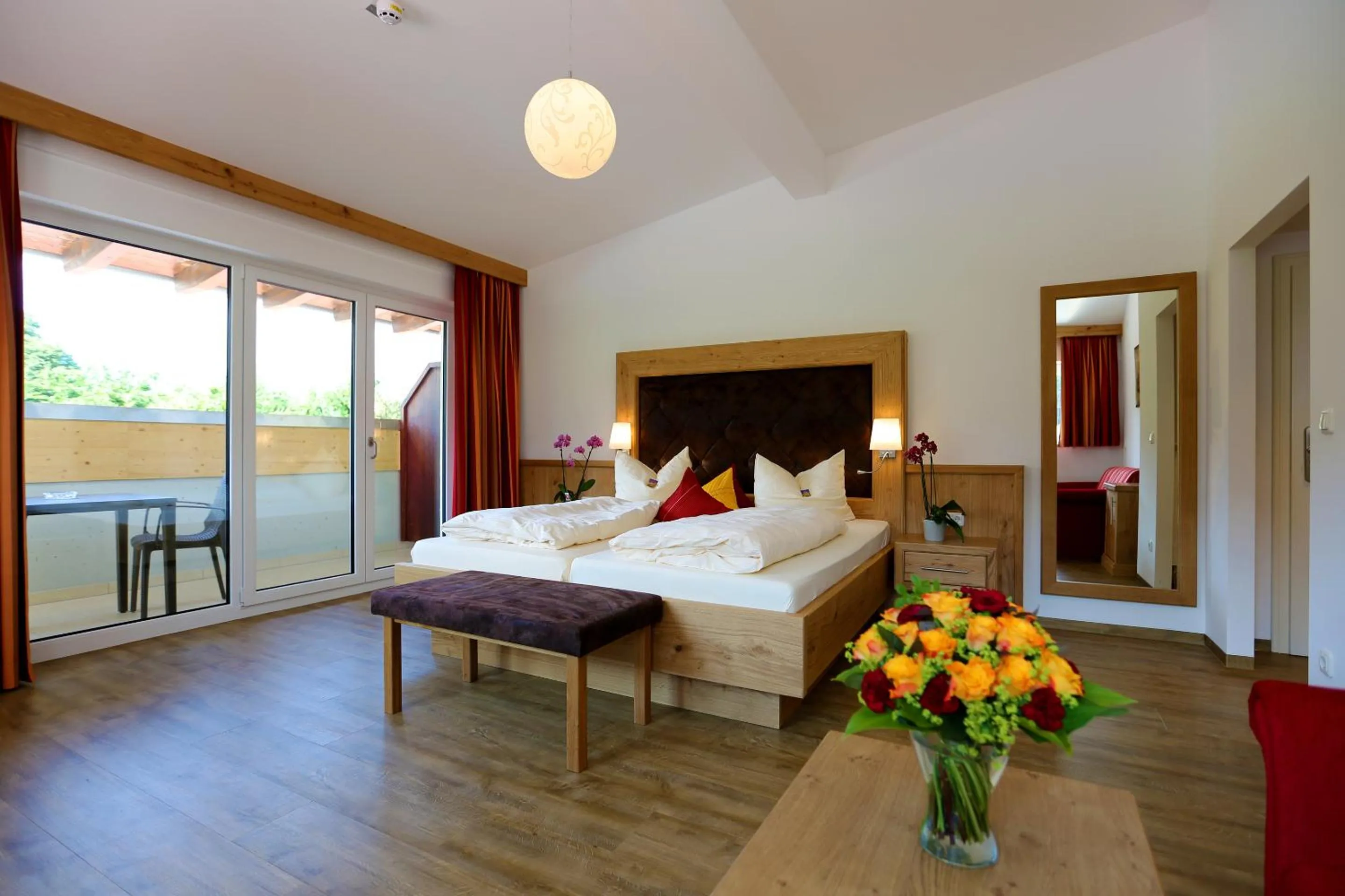 Day, Bed in Hotel Friedenseiche