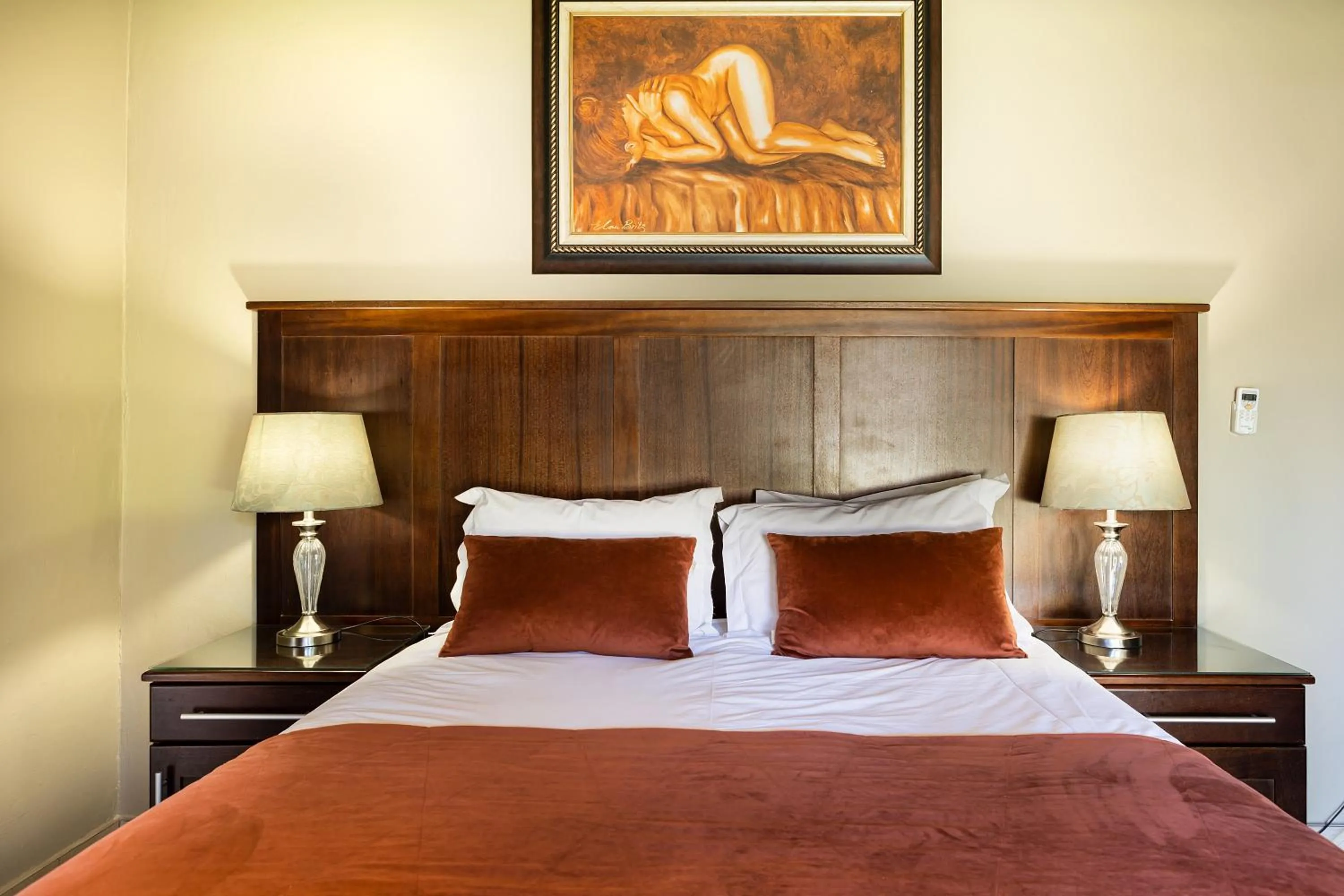 Bed in Kathu Gamagara Lodge