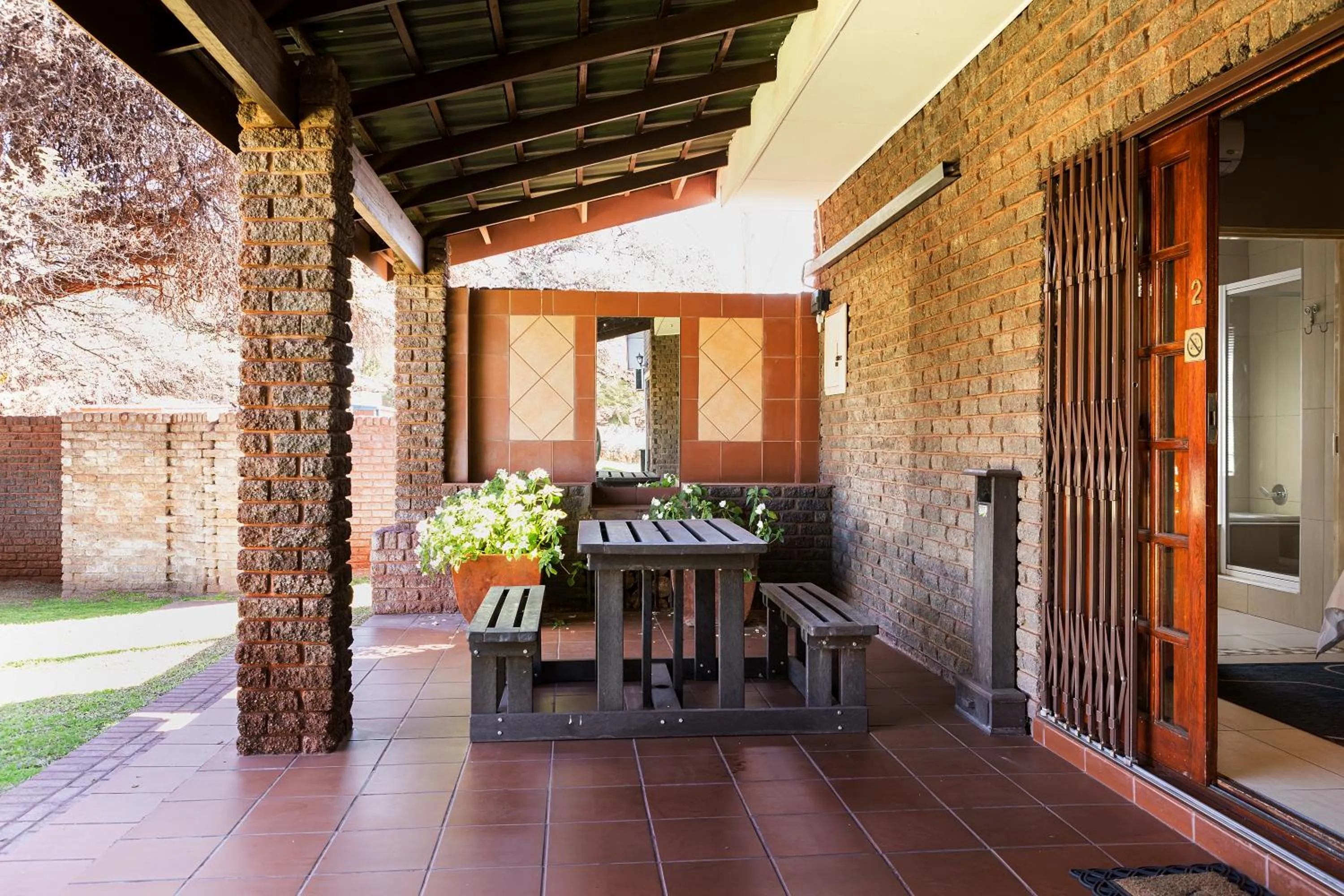 Kathu Gamagara Lodge