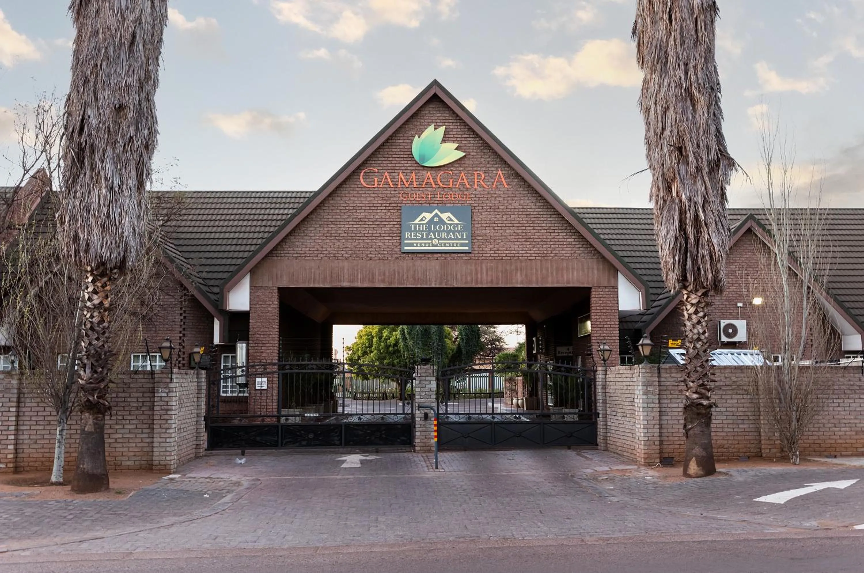 Facade/entrance in Kathu Gamagara Lodge