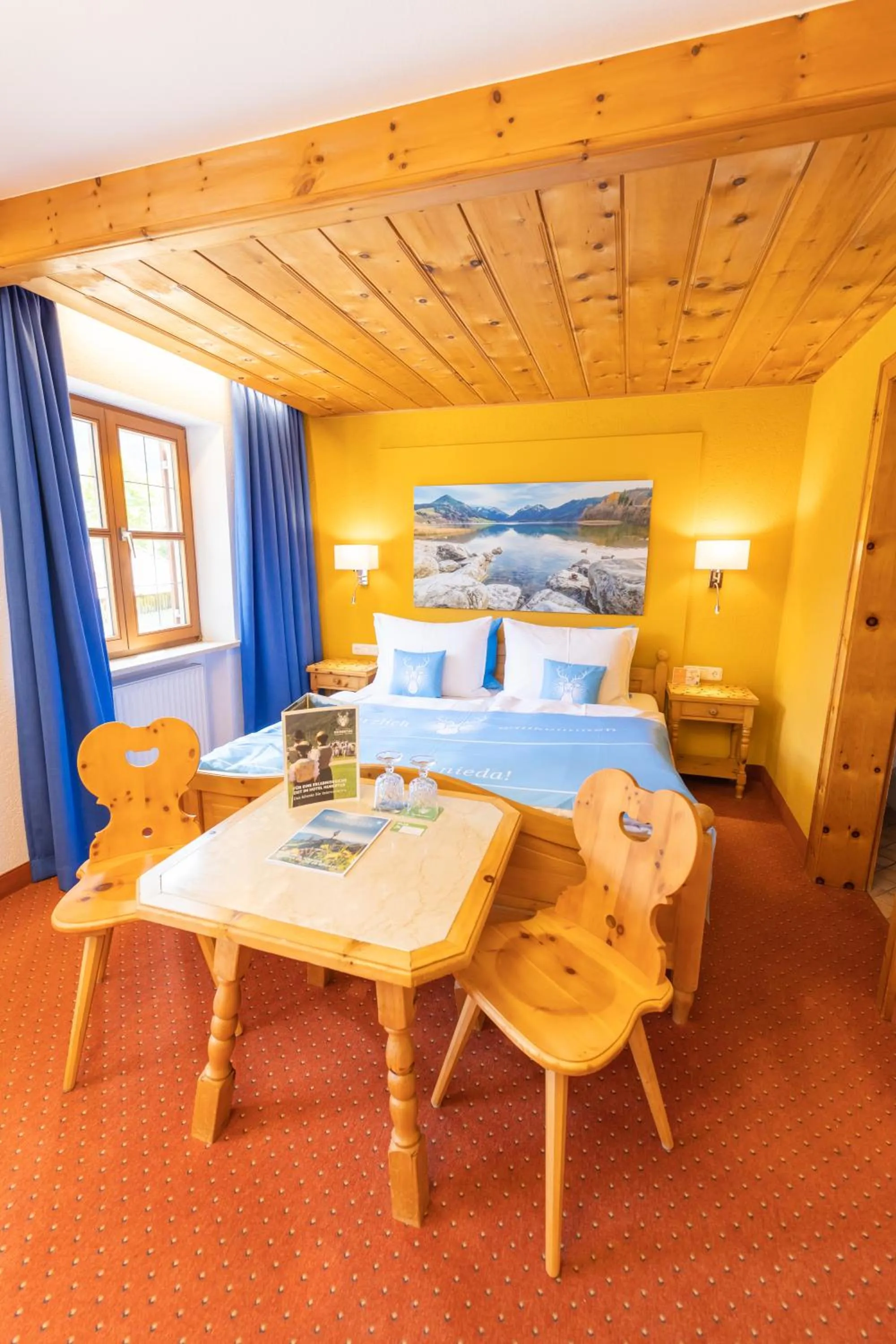 Bed in Hotel Hubertus Schliersee