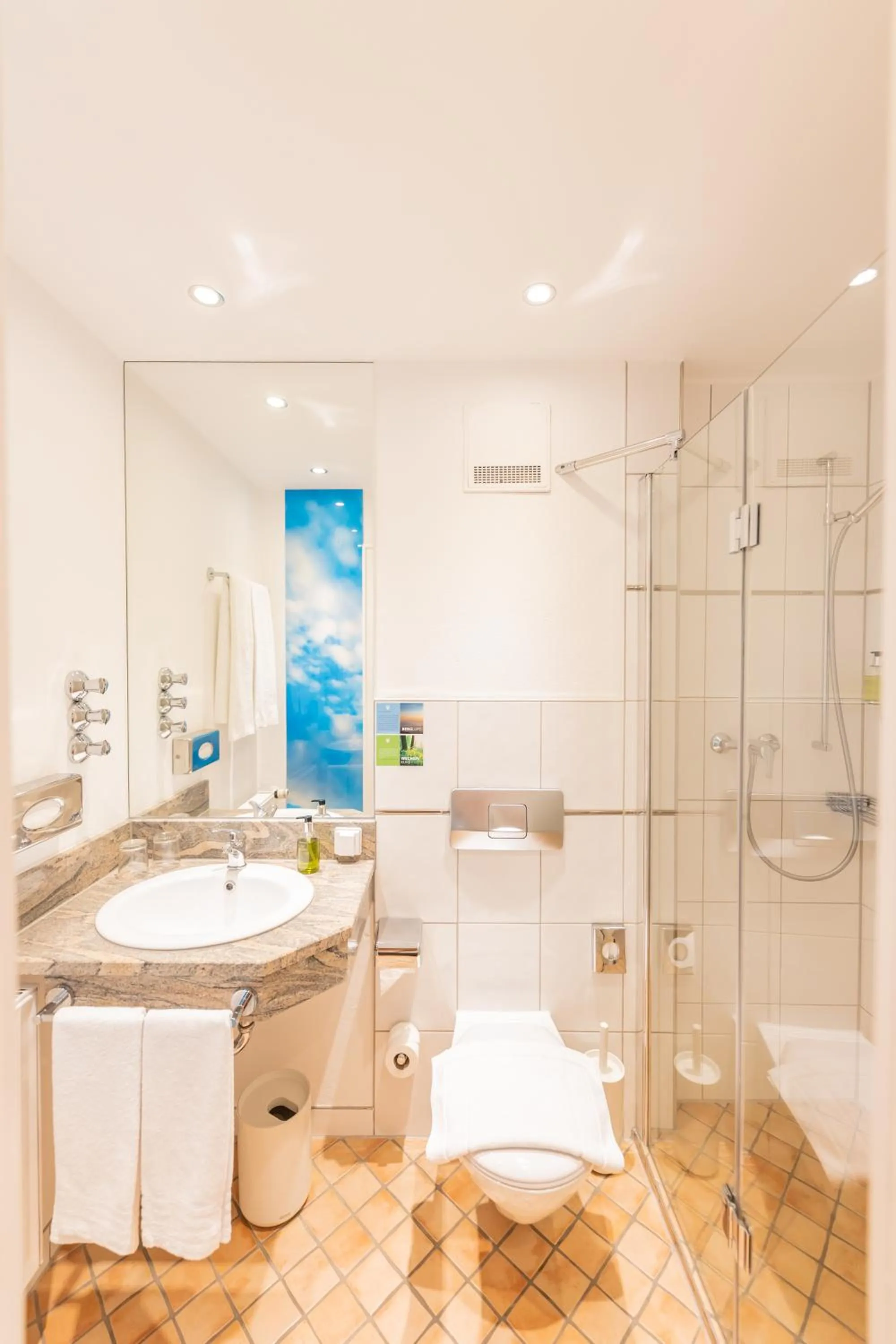 Bathroom in Hotel Hubertus Schliersee