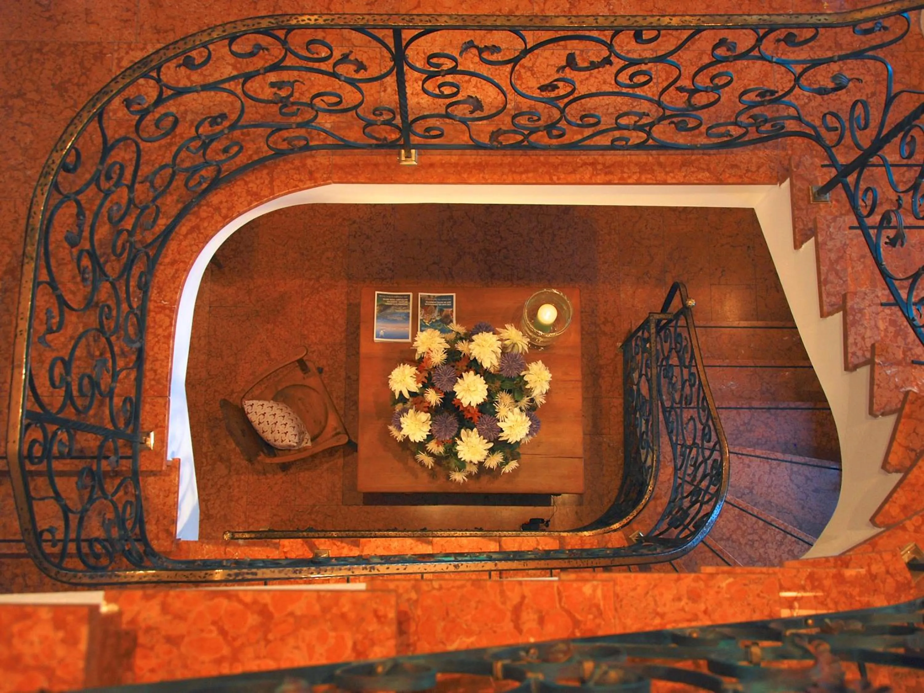 Lobby or reception in Hotel Hubertus Schliersee