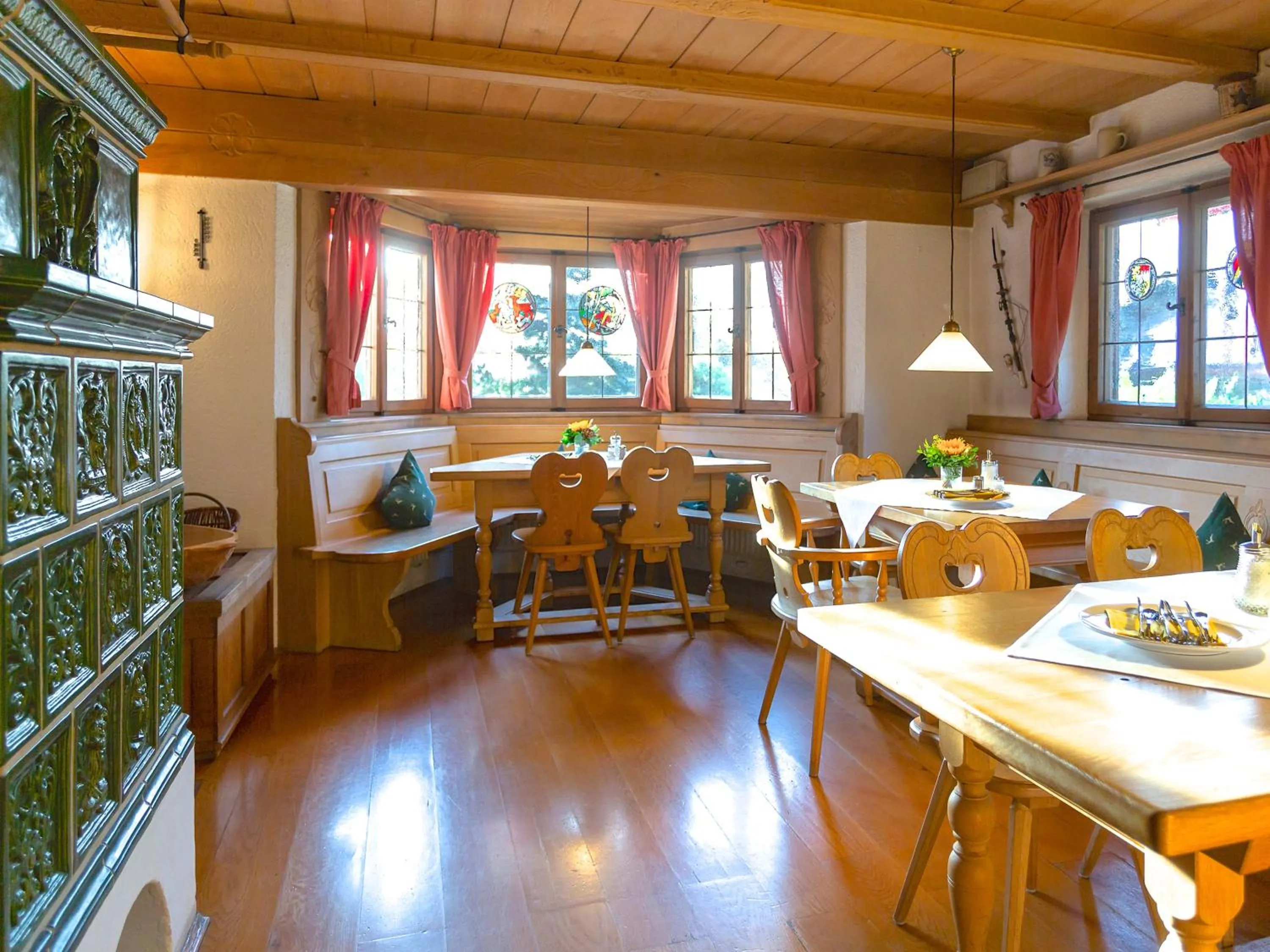 Restaurant/places to eat in Hotel Hubertus Schliersee