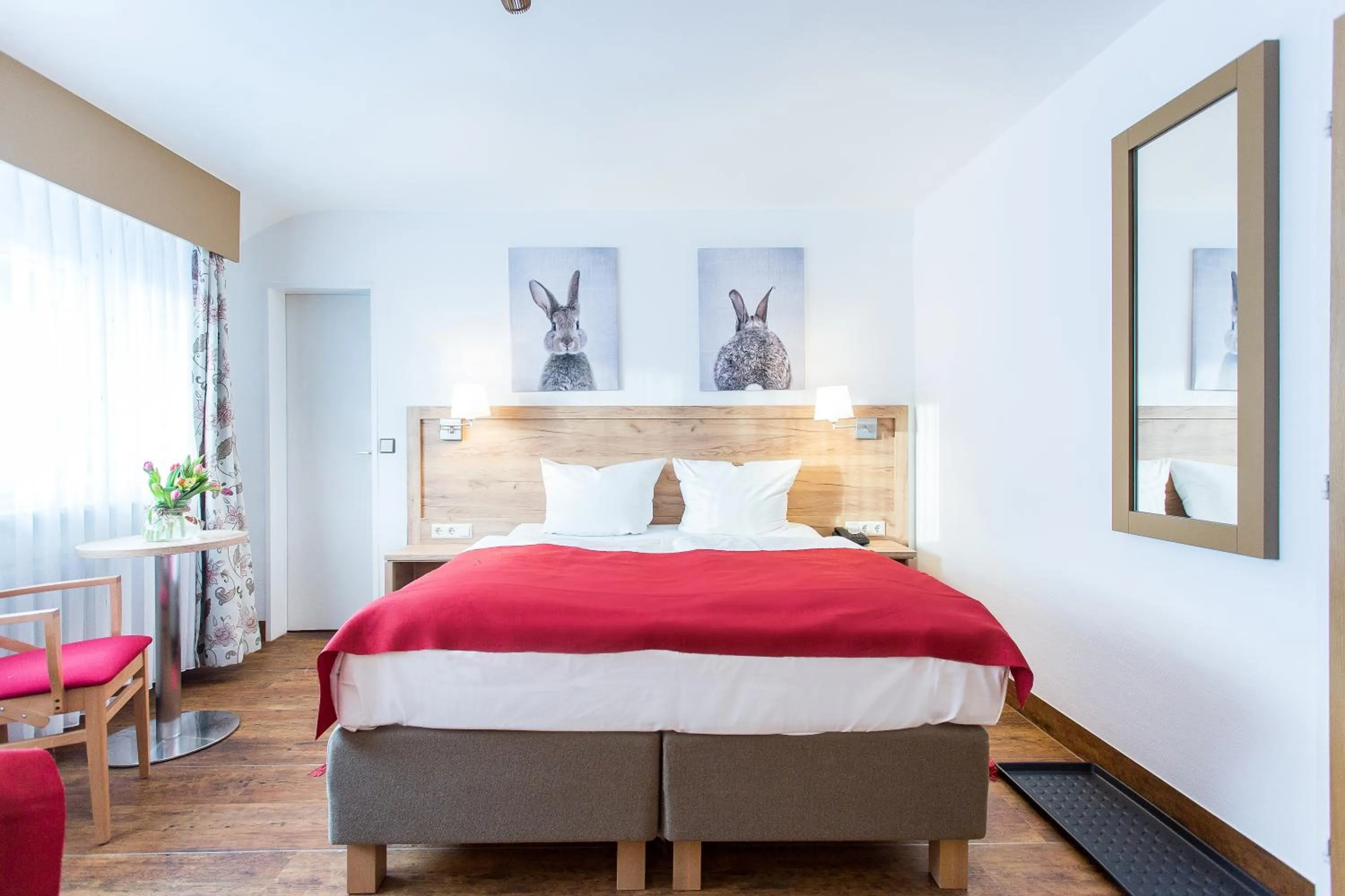 Bathroom, Bed in Hotel Diana