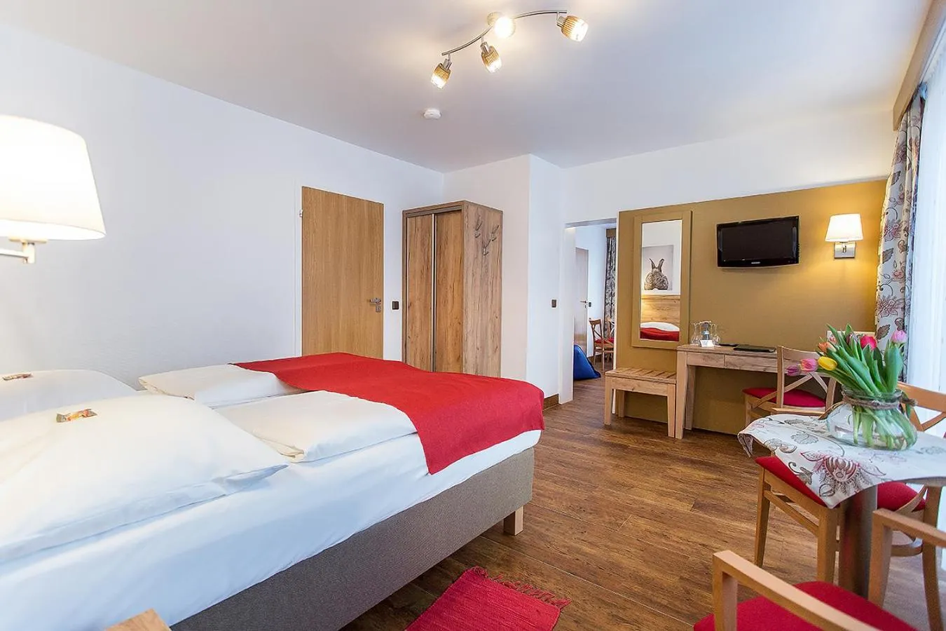 Living room, Bed in Hotel Diana