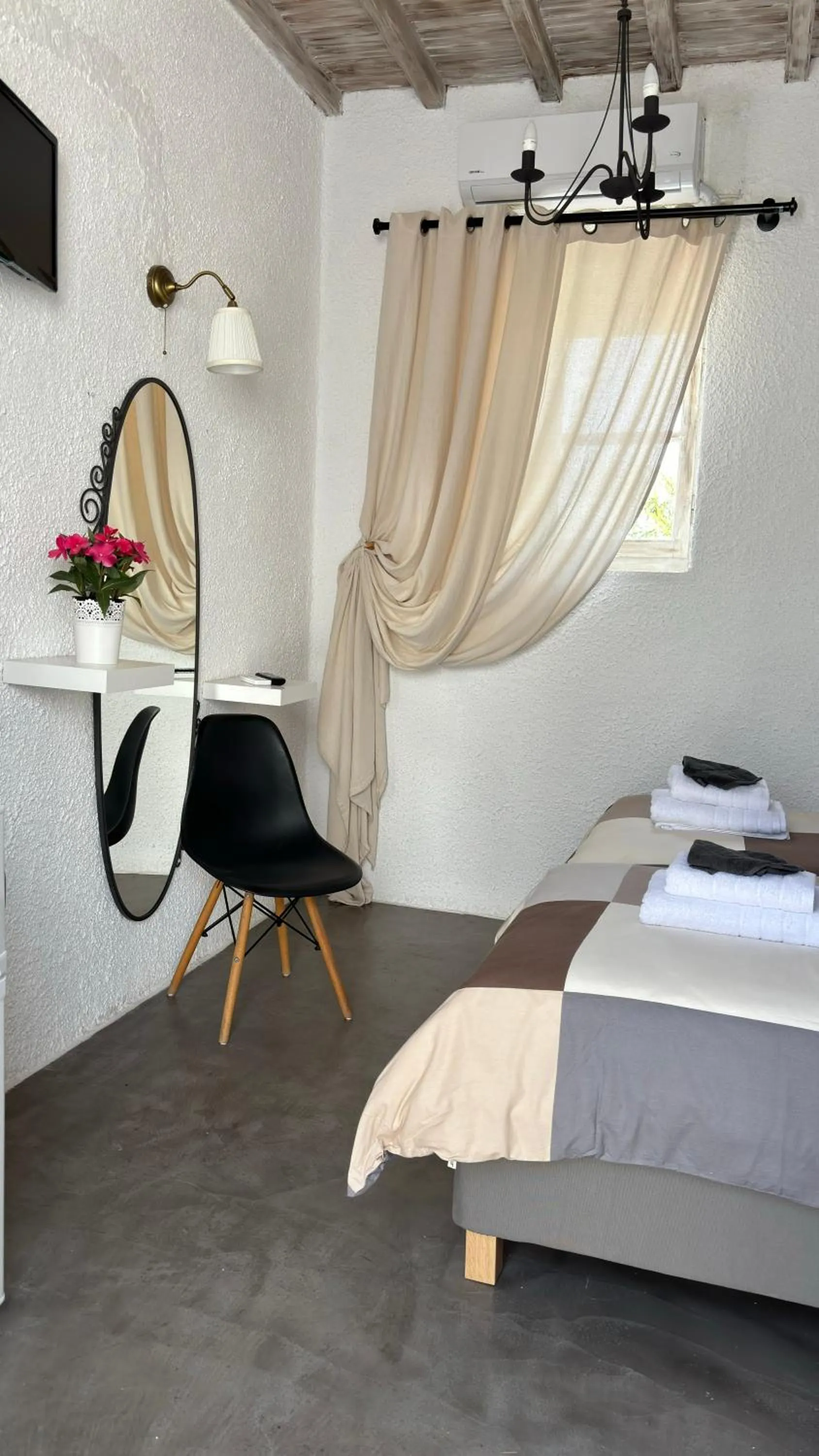 Bed in Vougli View Mykonos