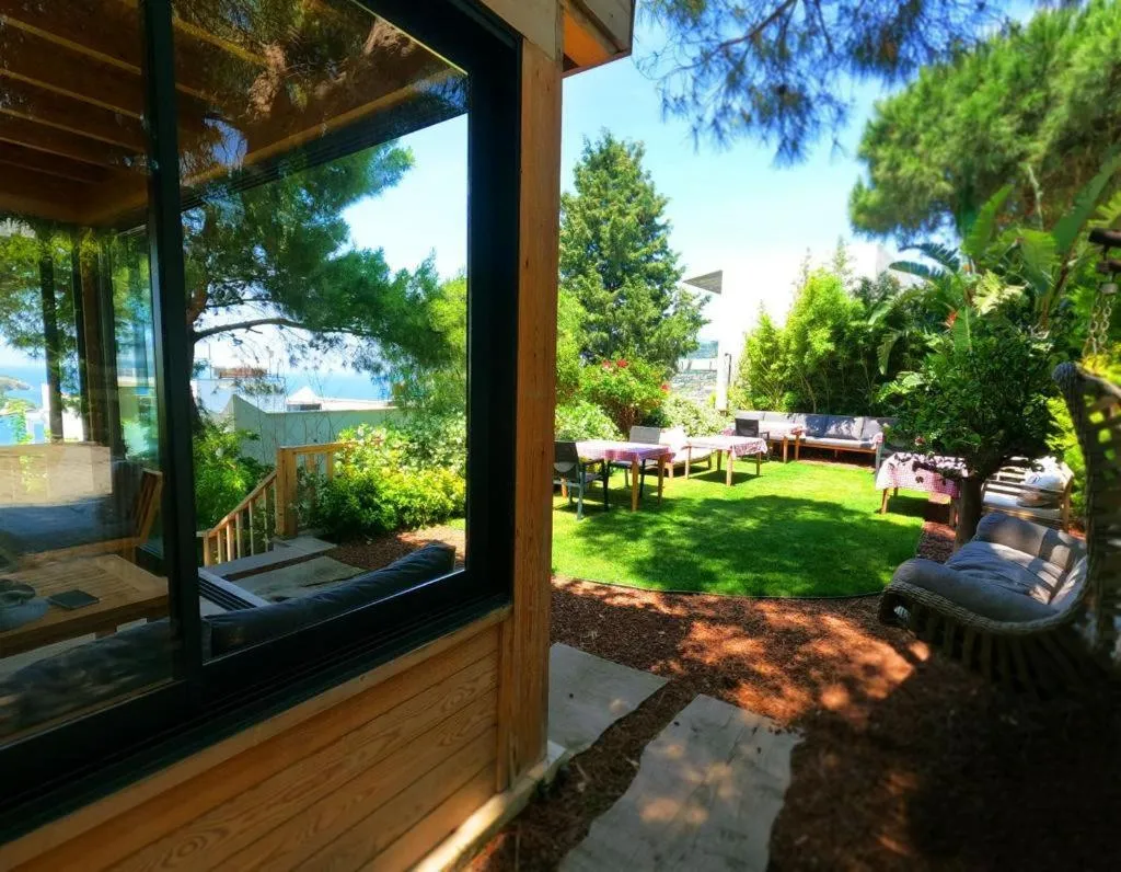 Garden view in Life Butiq Otel