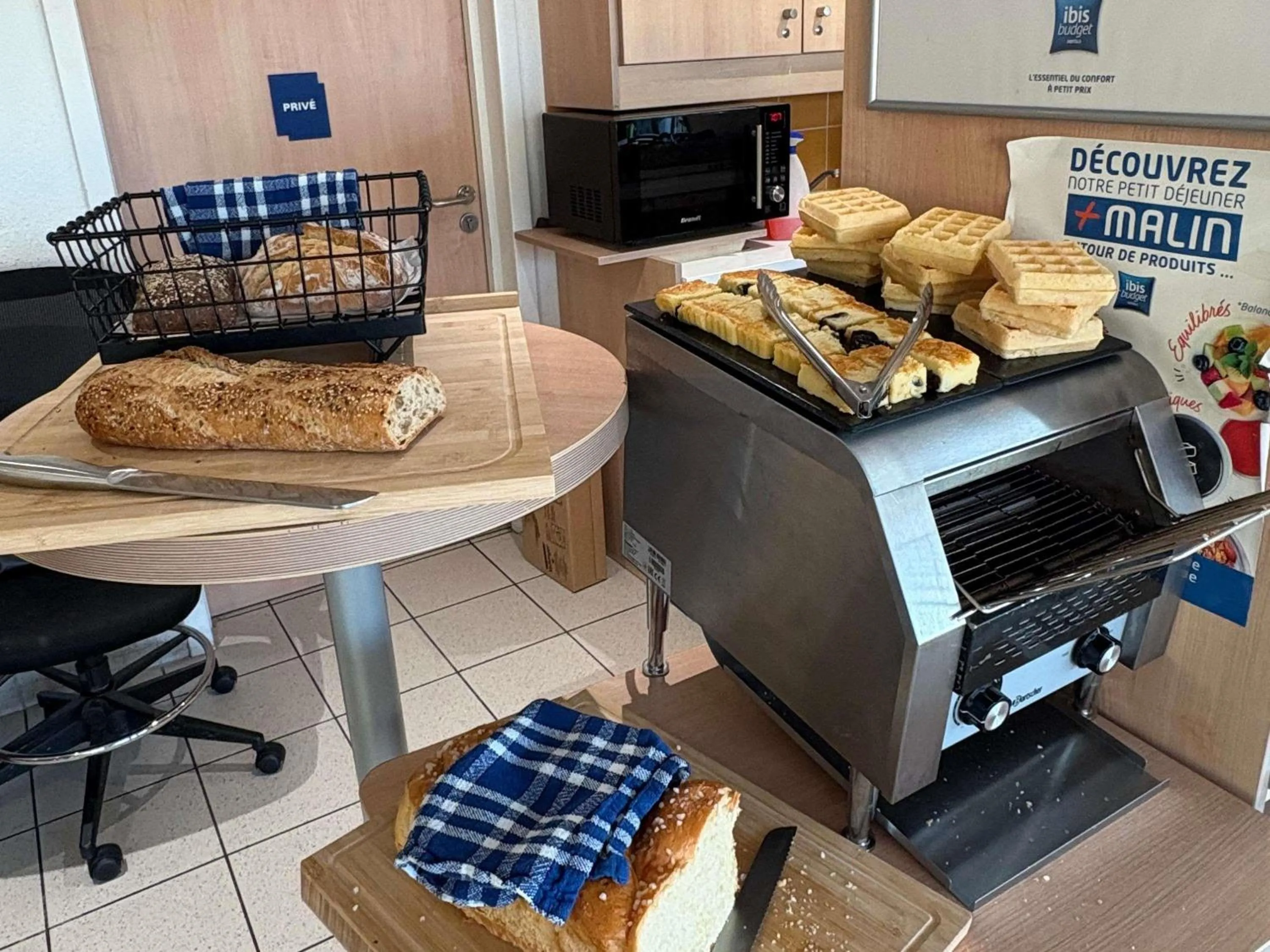 Breakfast in Ibis Budget Ancenis