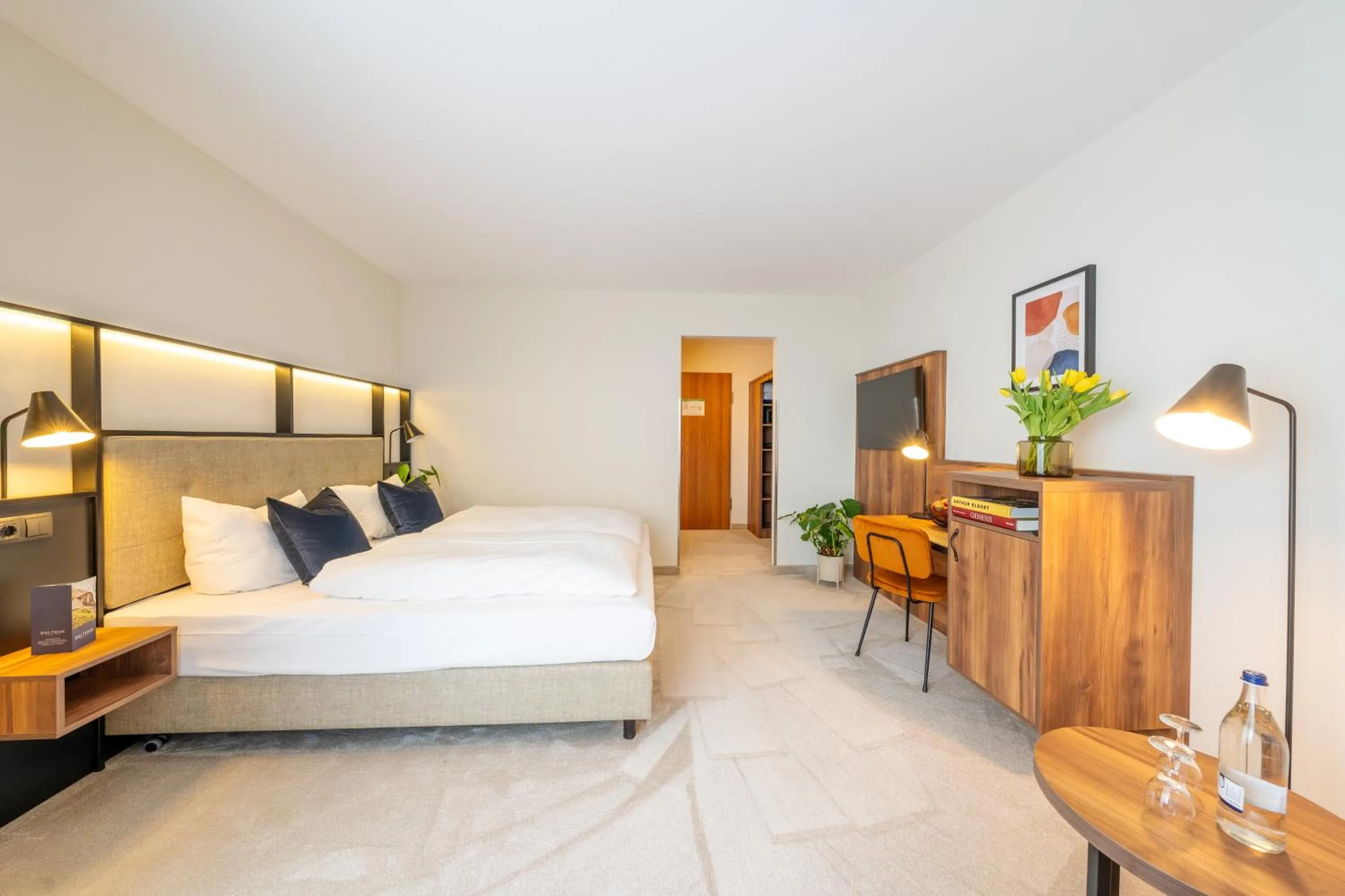 Photo of the whole room, Bed in SOLTHUS Hotel&SPA