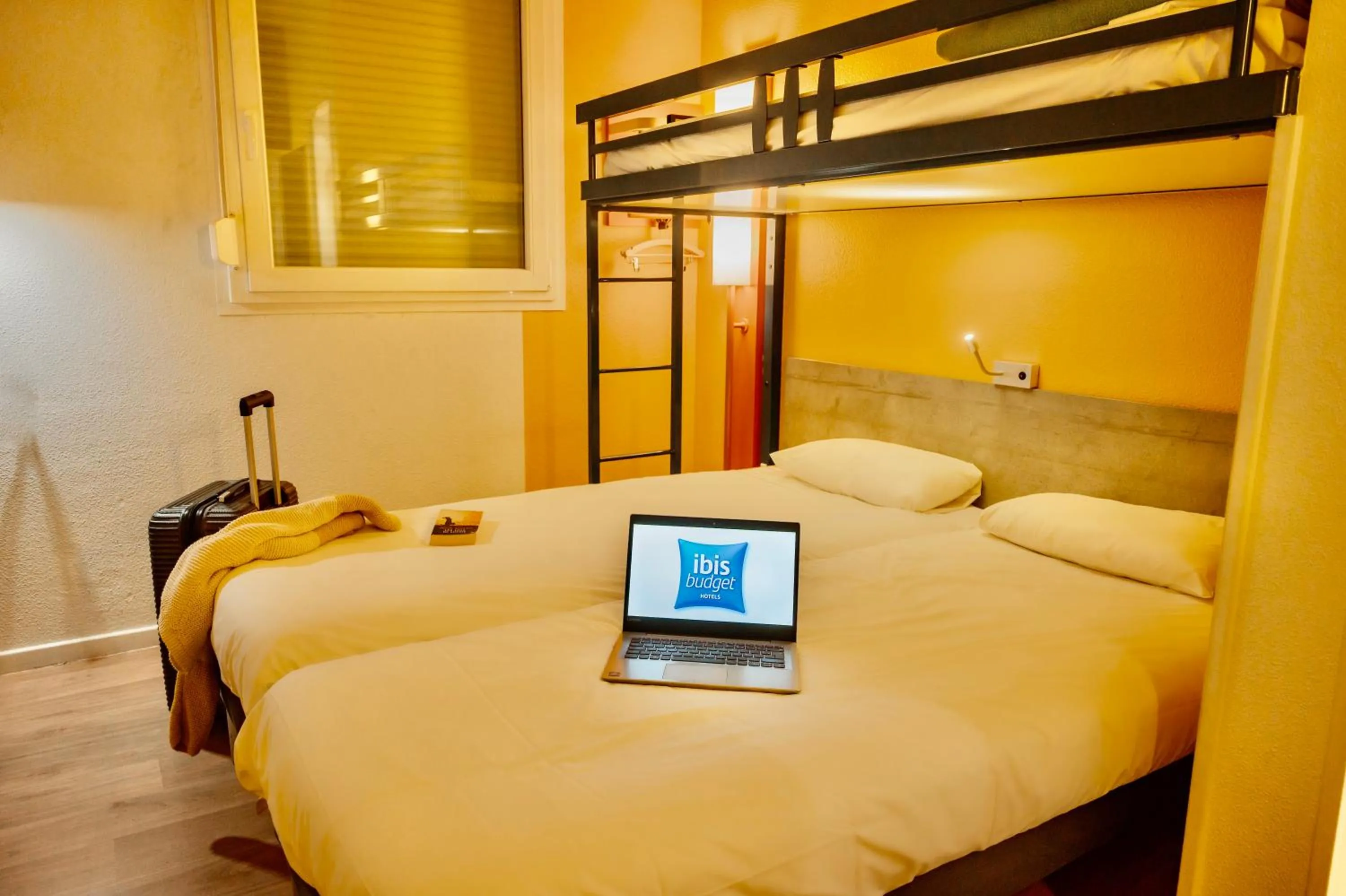 Bedroom, Bed in ibis Budget Colmar Centre Gare