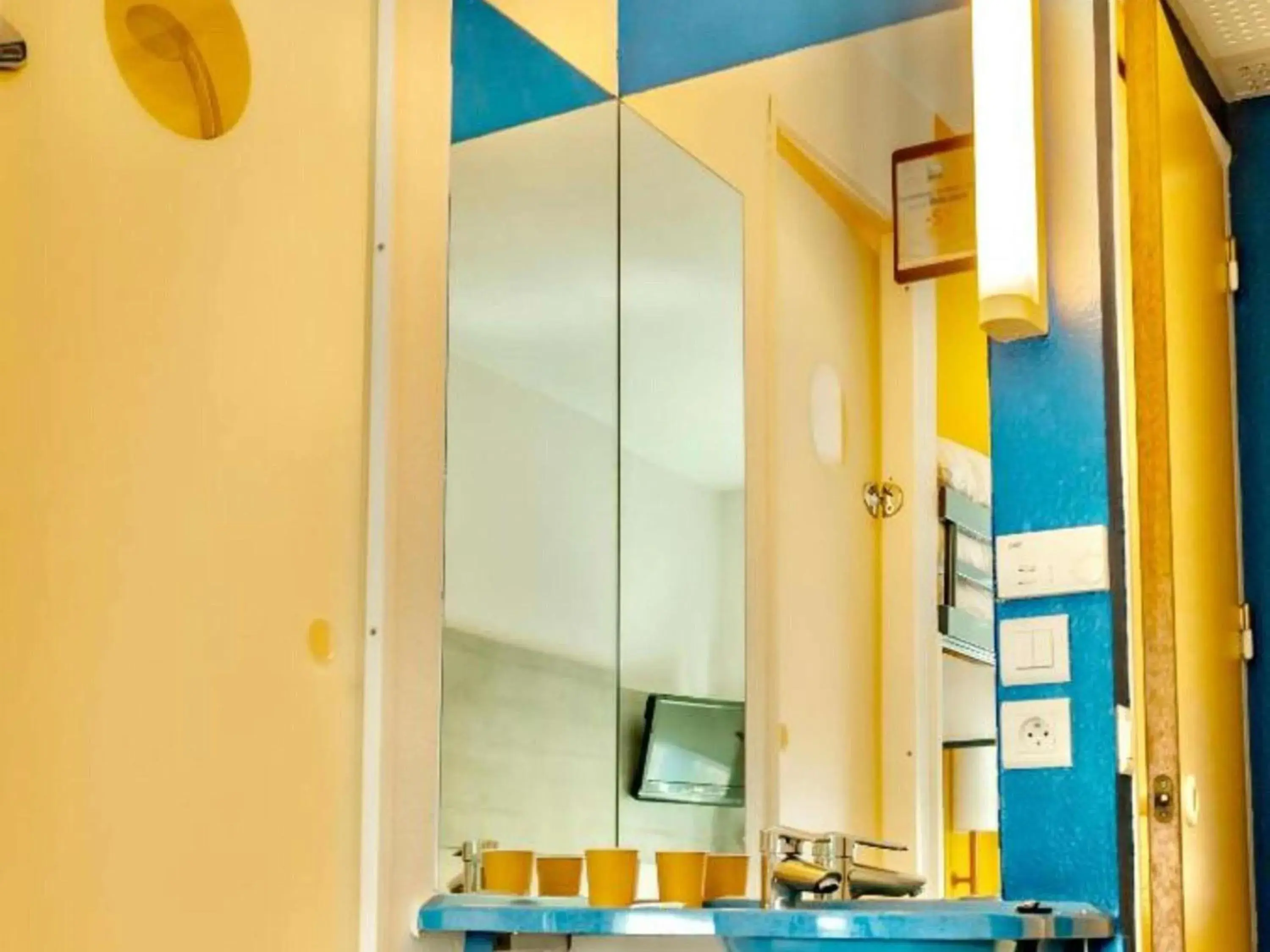 Double Room in ibis Budget Colmar Centre Gare Double Room in ibis Budget Colmar Centre Gare