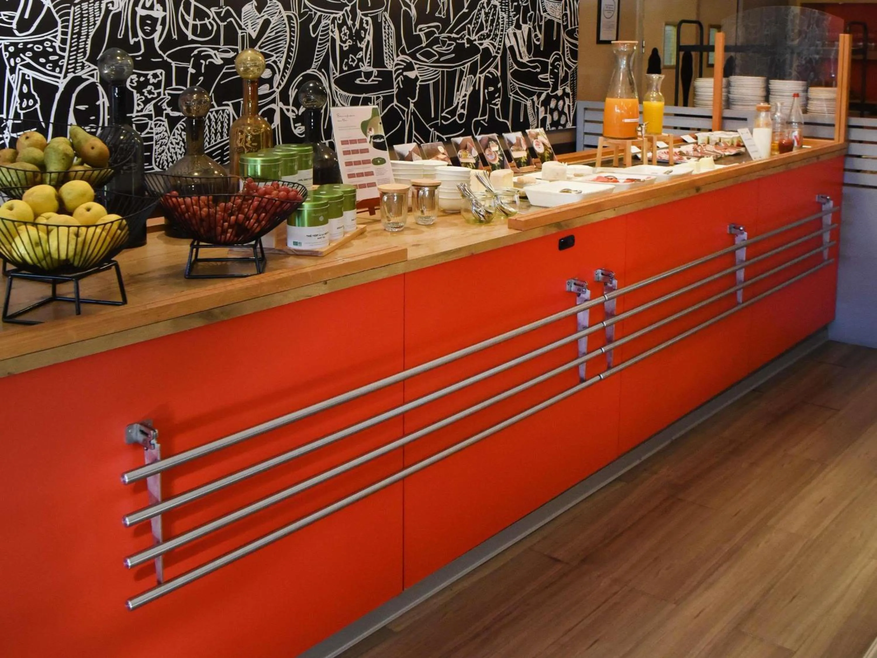 Breakfast in hotelF1 Laval