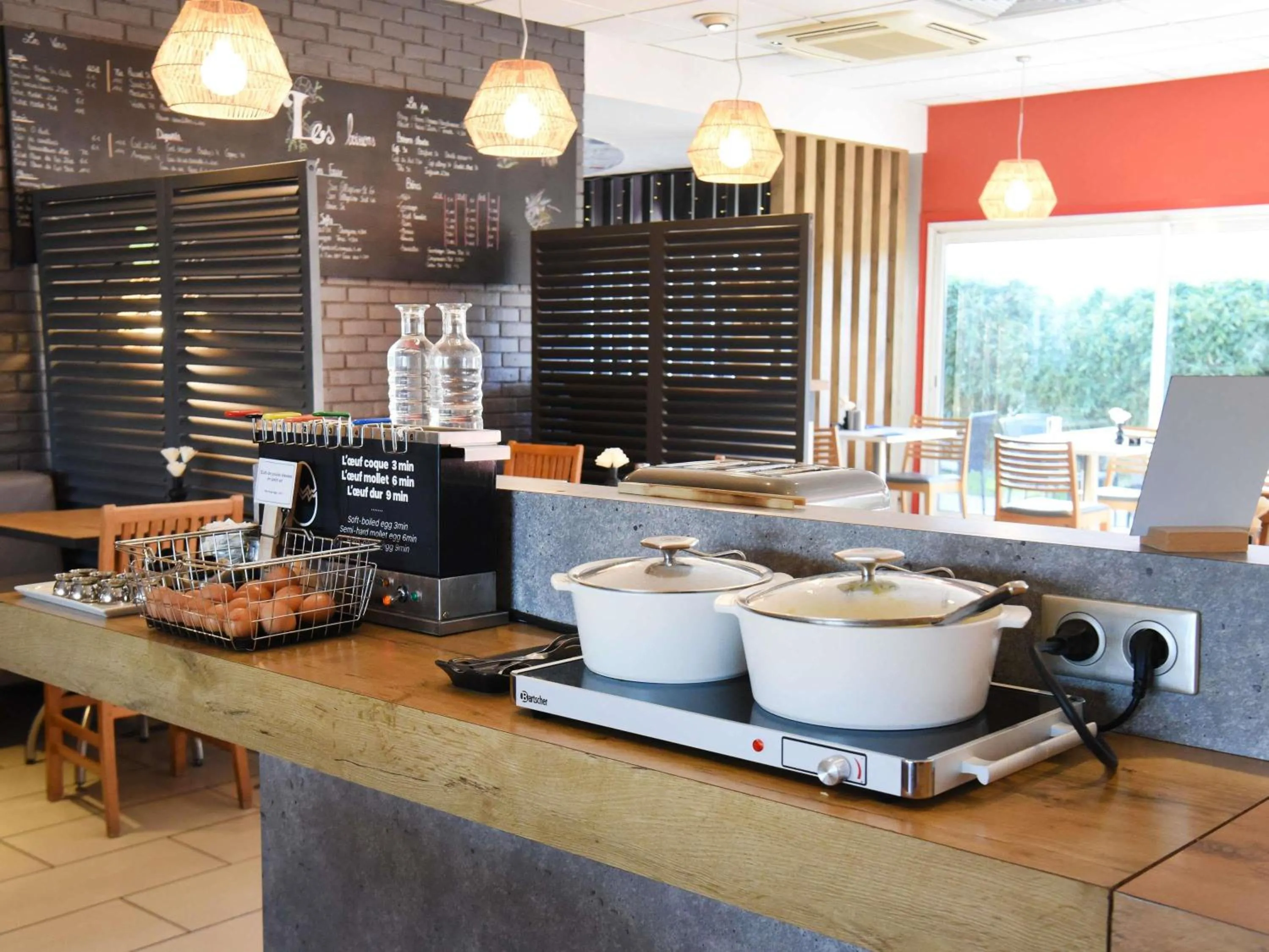 Breakfast in ibis Laval Le Relais D'Armor