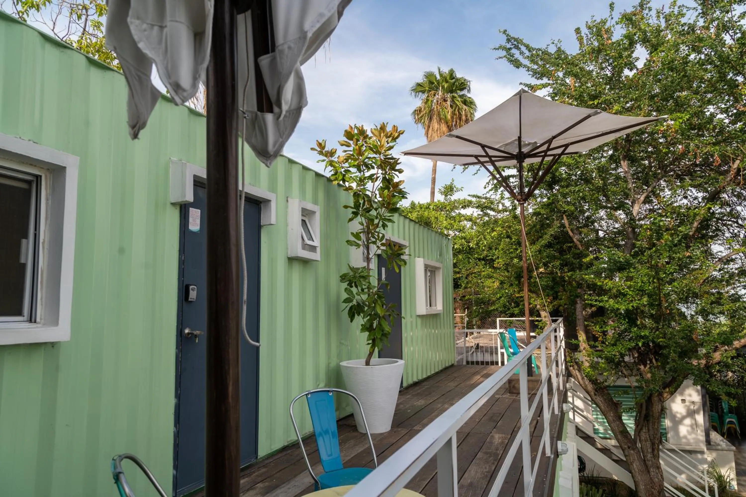 Balcony/Terrace in H CASE