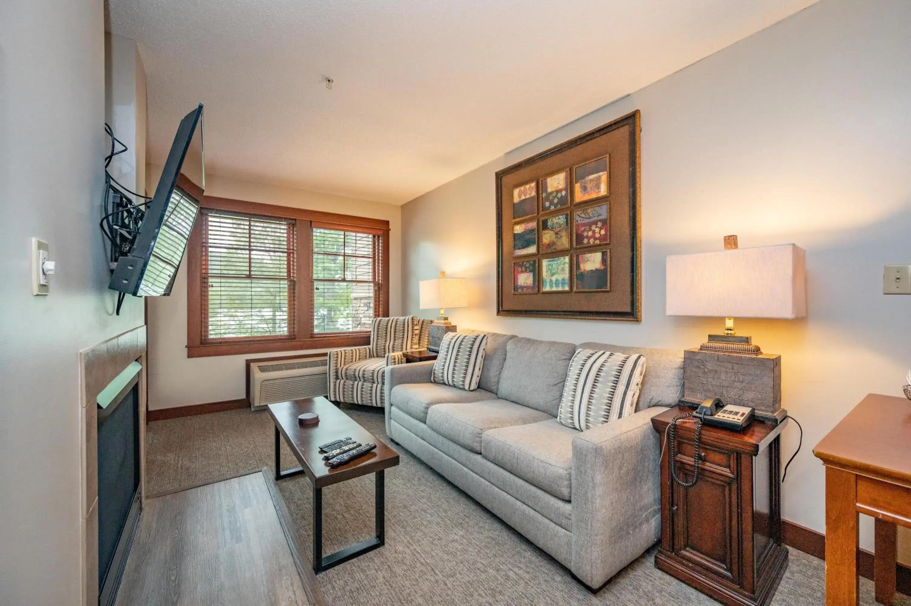 A115 One Bedroom Lake View A115 One Bedroom Lake View