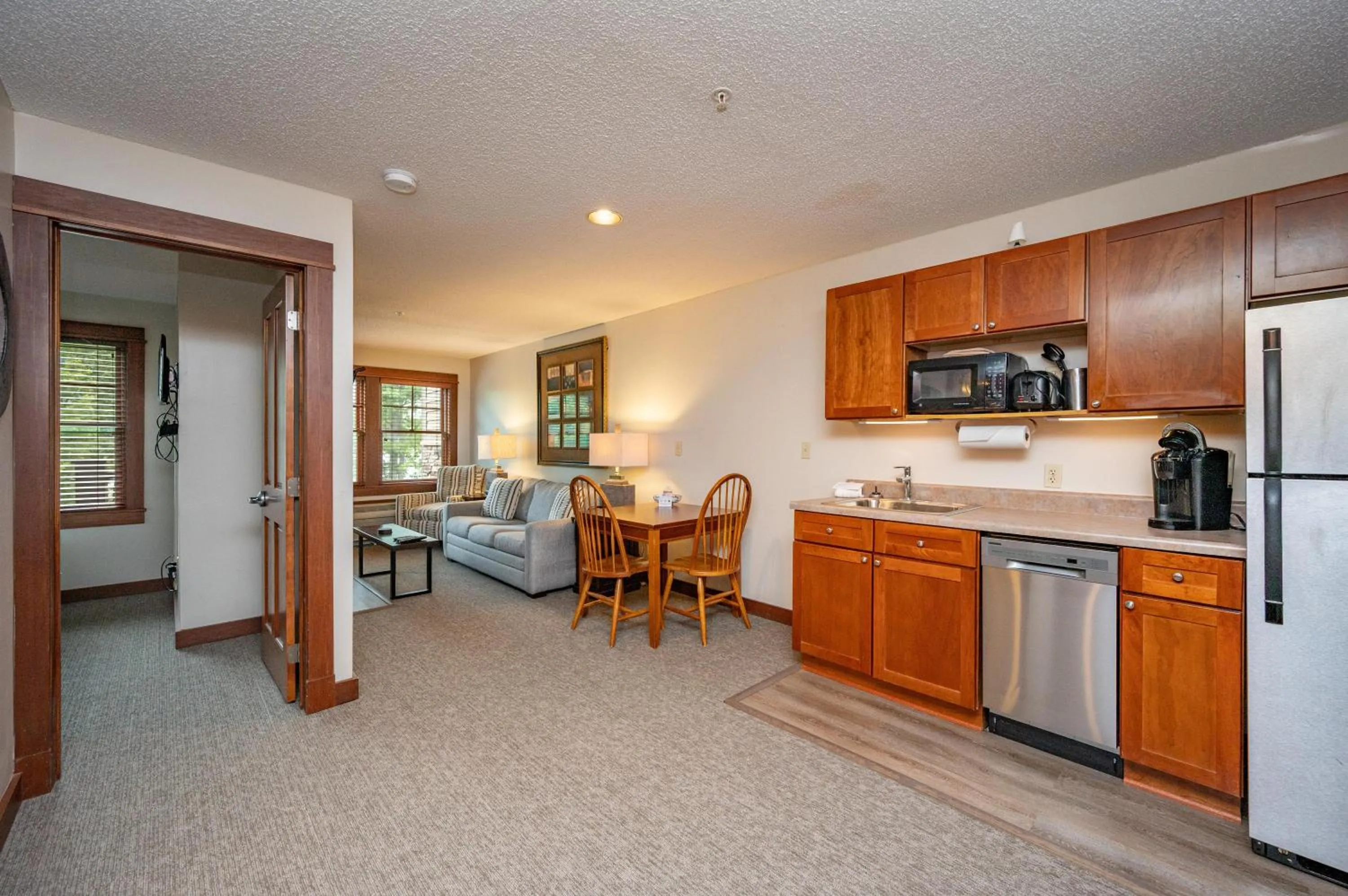 A115 One Bedroom Lake View