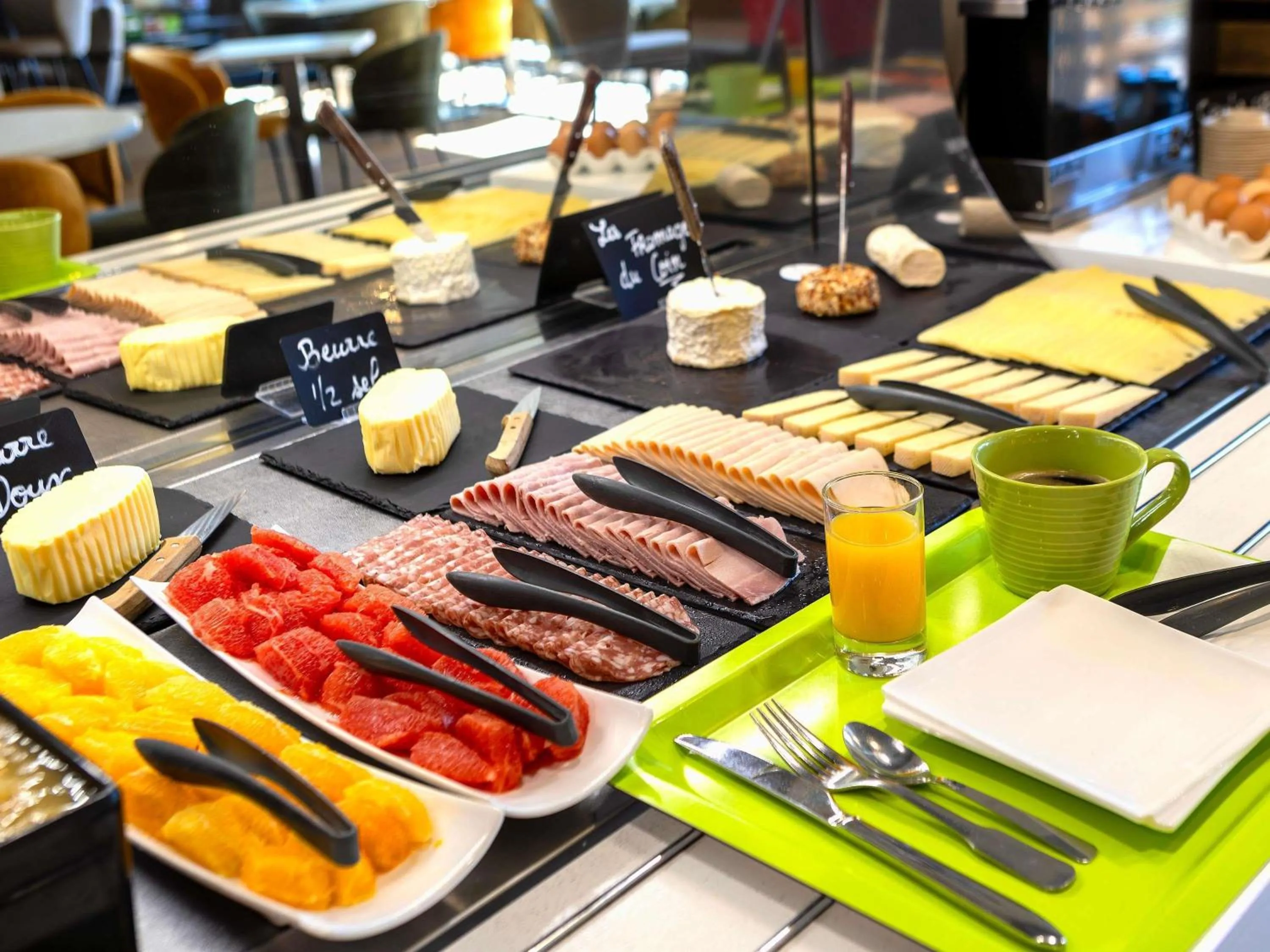 Breakfast in ibis Styles Troyes Centre