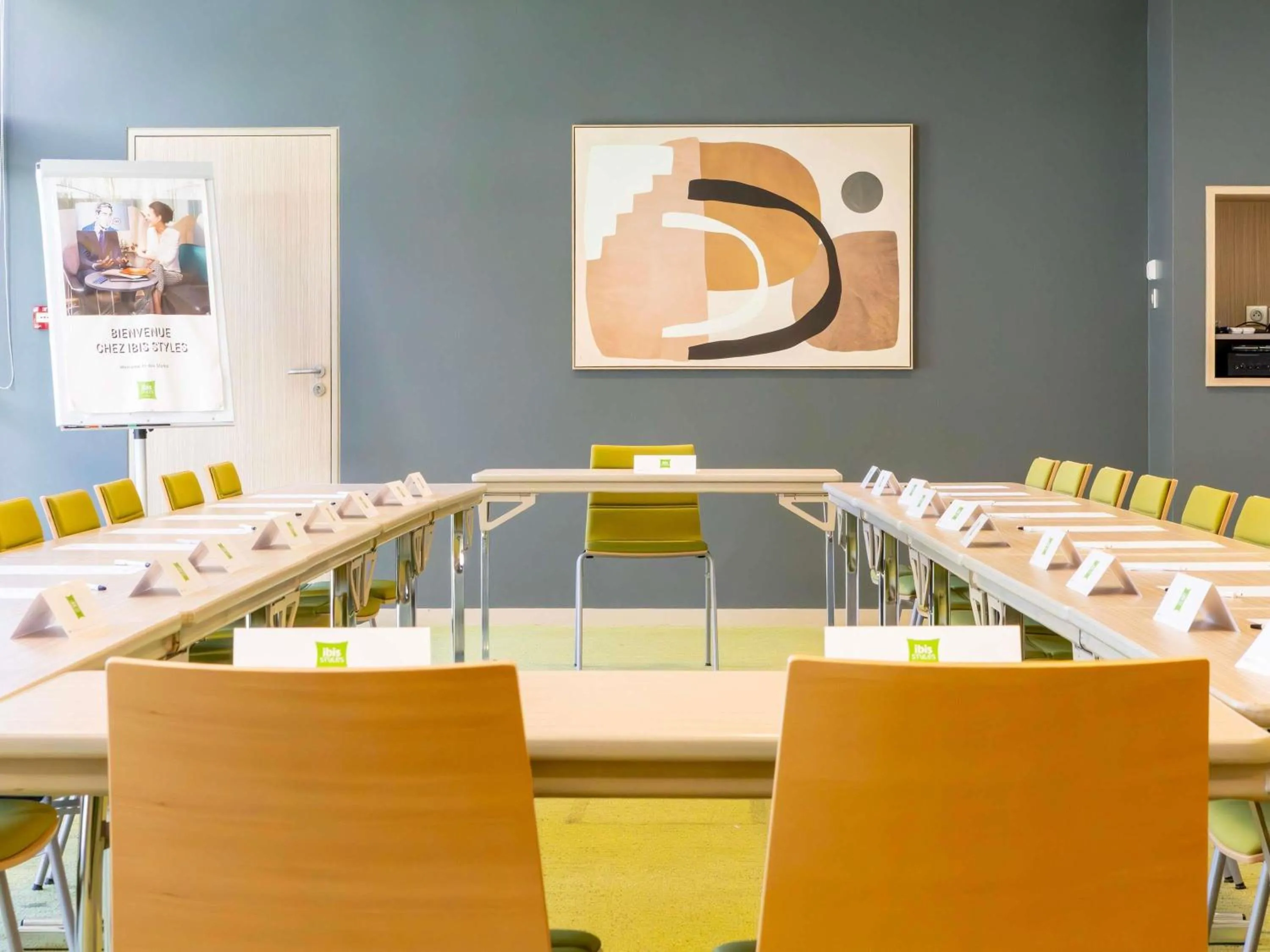 Meeting/conference room in ibis Styles Troyes Centre